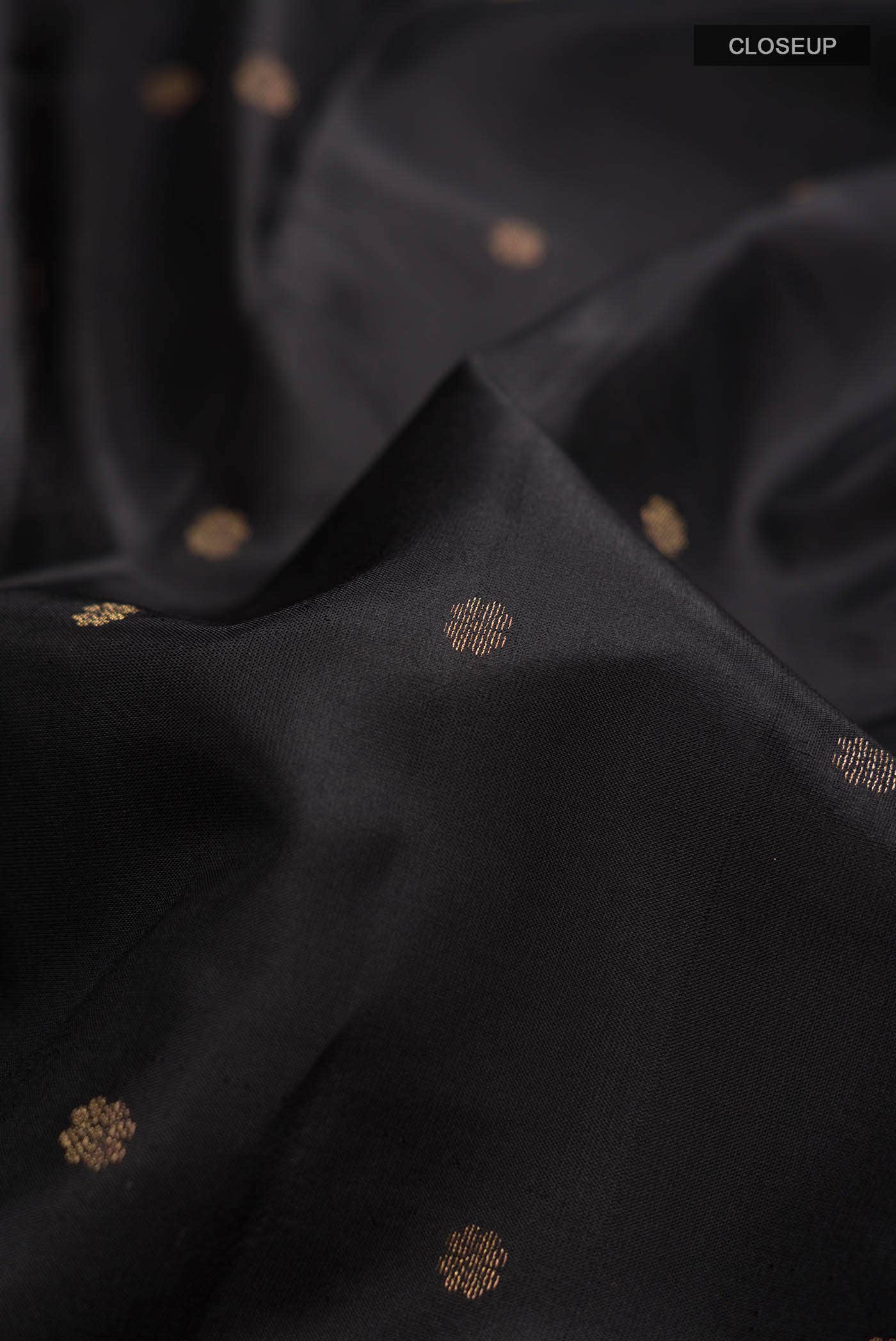 Black Dual Tone Kanchipuram Silk Saree