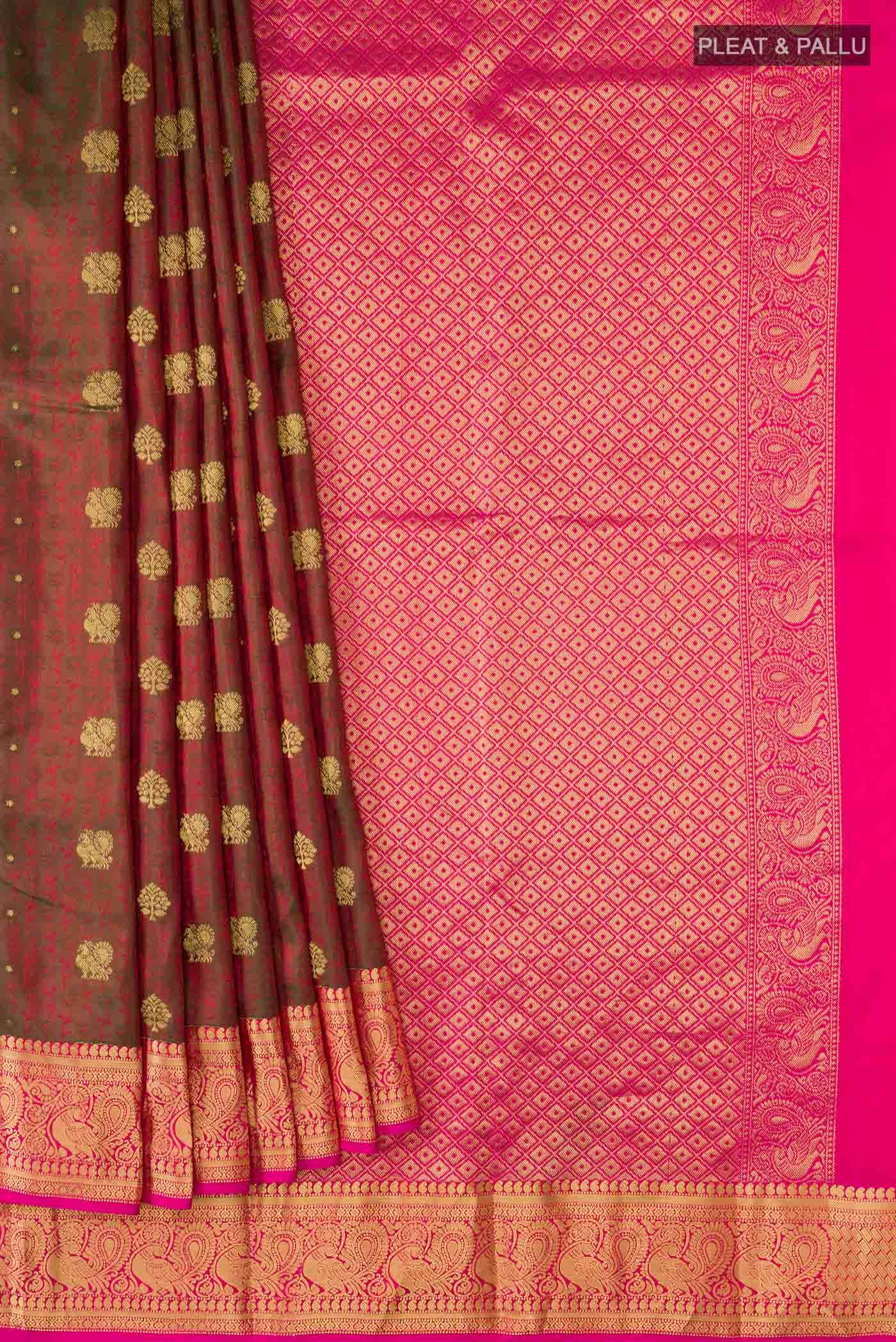 Green with Red Dual Tone Kanchipuram Silk Saree