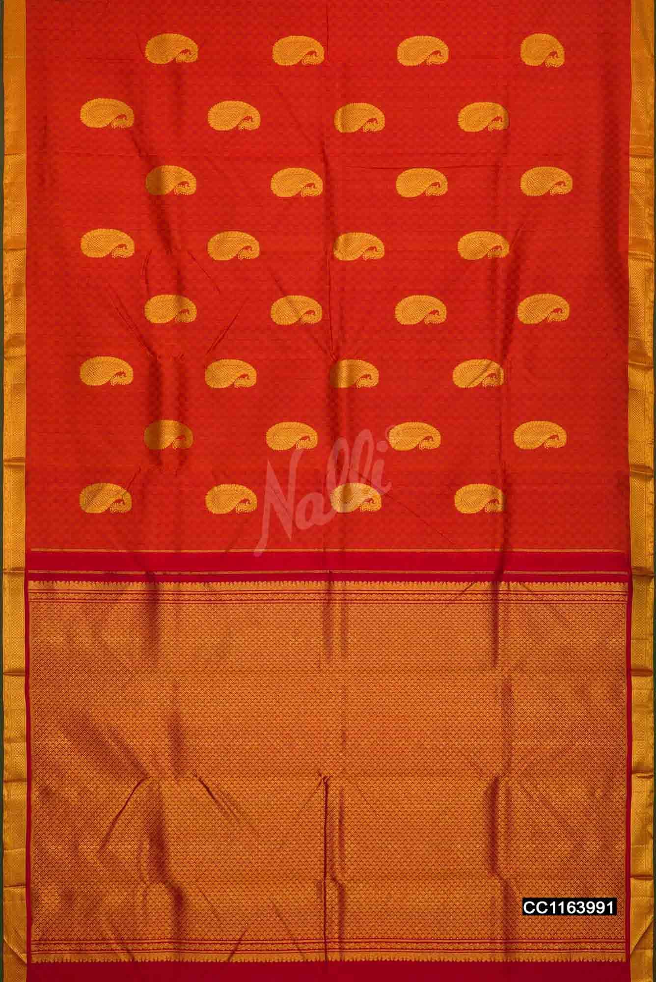 Maroon with Orange Dual Tone Kanchipuram Silk Saree
