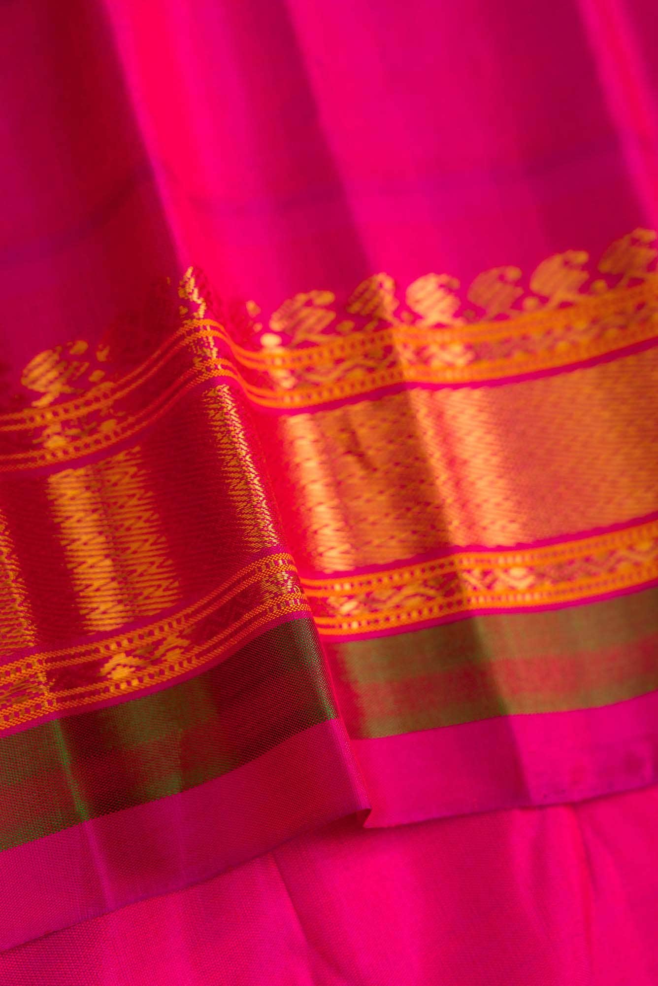 Sea Green Dual Tone Gadwal Silk Saree
