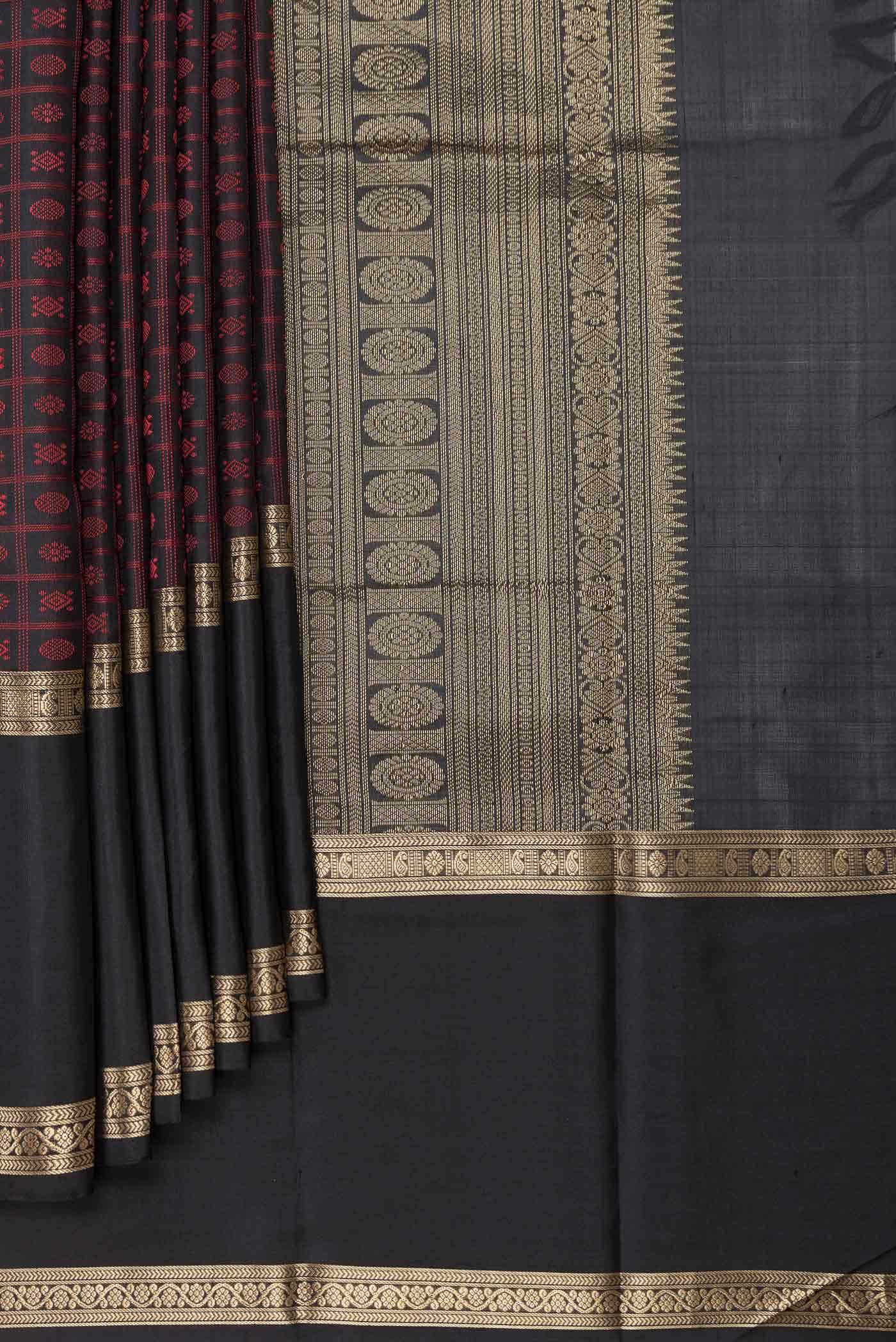 Pure Silk Pure Zari Black Dual Tone Kanchipuram Saree