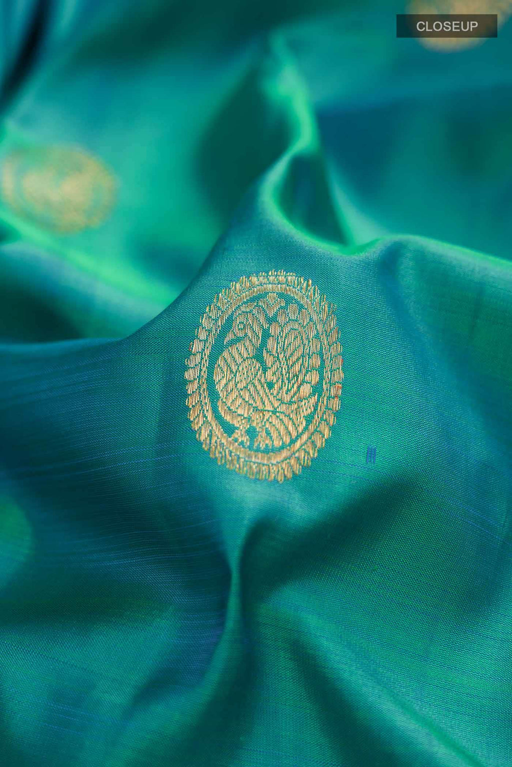 Green with Blue Dual Tone Kanchipuram Silk Saree