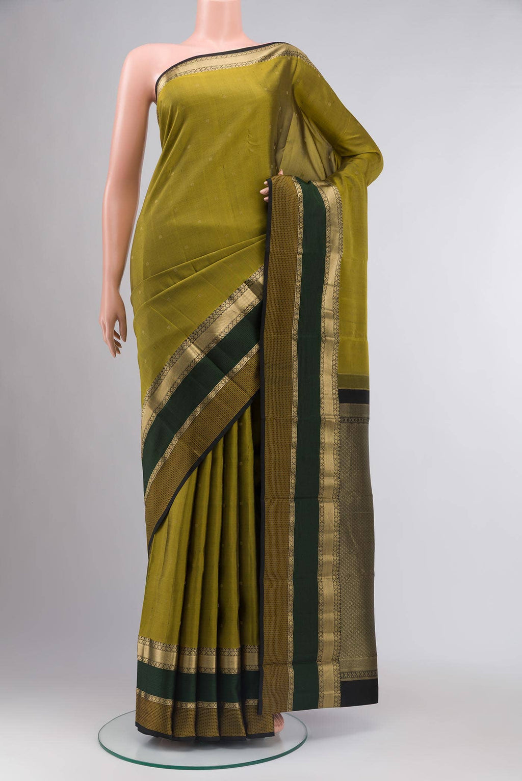 Mehandi Green Kanchipuram Silk Saree