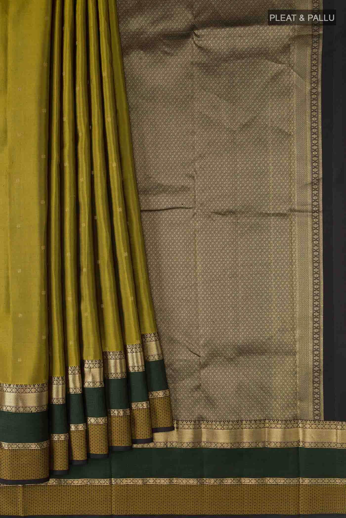 Mehandi Green Kanchipuram Silk Saree