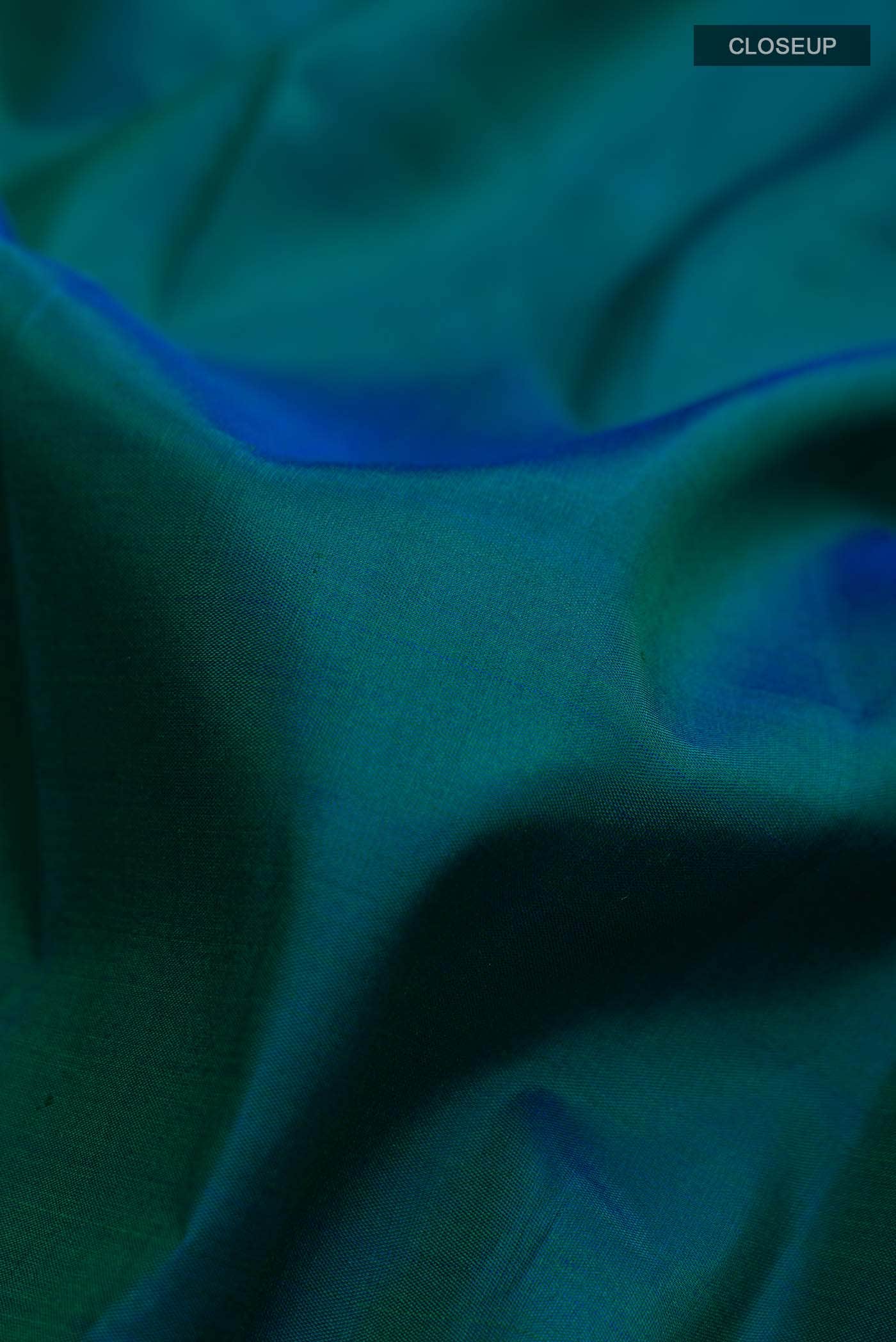 Green With Blue Dual Tone Kanchipuram Silk Saree