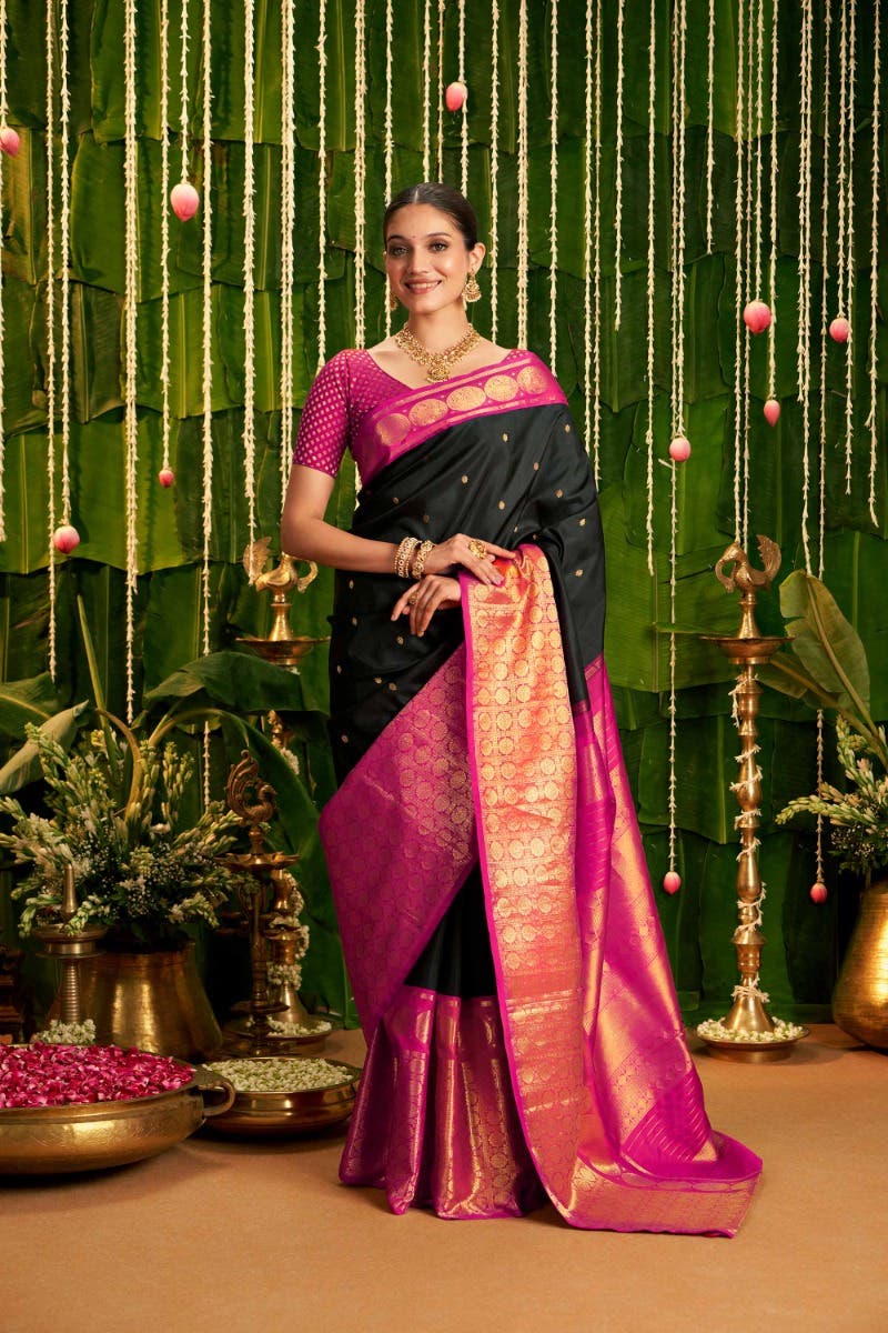 Kanmani-Black Kanchipuram Silk Saree