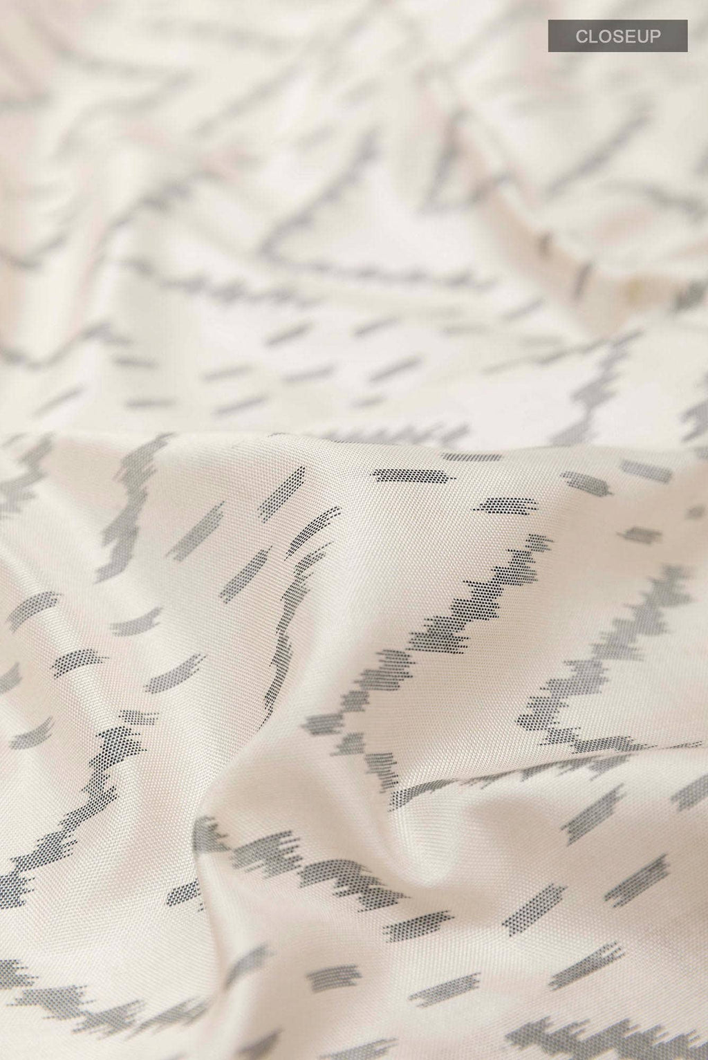 White Rajkot Patola Silk Saree