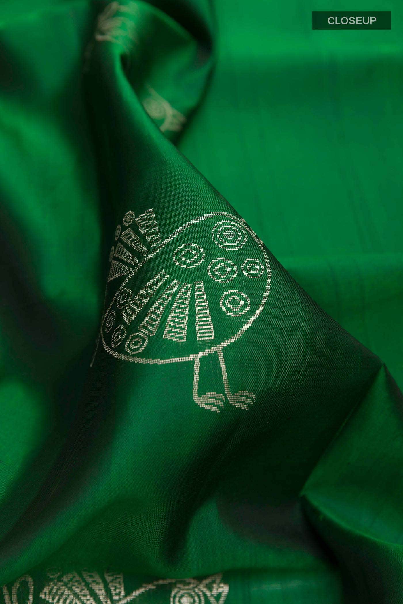Green Dual Tone Uppada Silk Saree