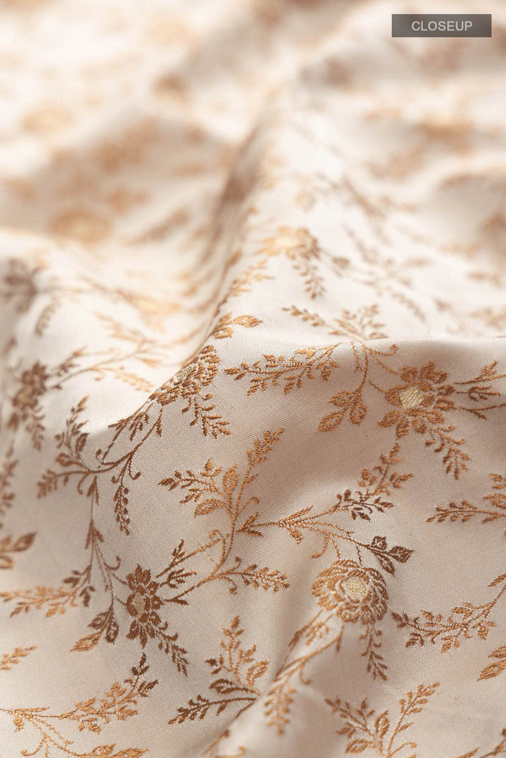 Beige Banarasi Tanchoi Silk Saree