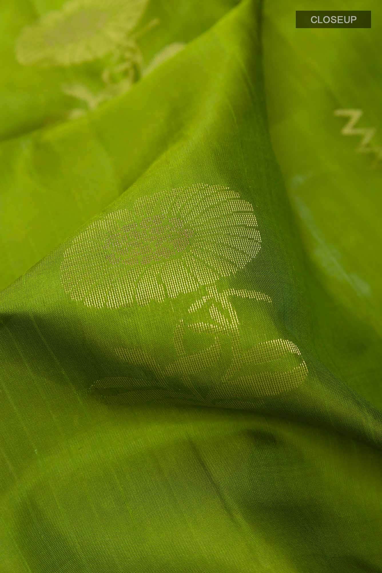 Green Dual Tone Soft Silk Saree
