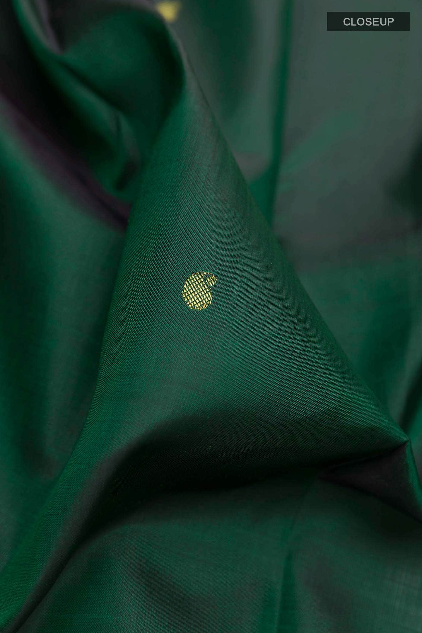 Bottle Green Dual Tone Kanchipuram Silk Saree