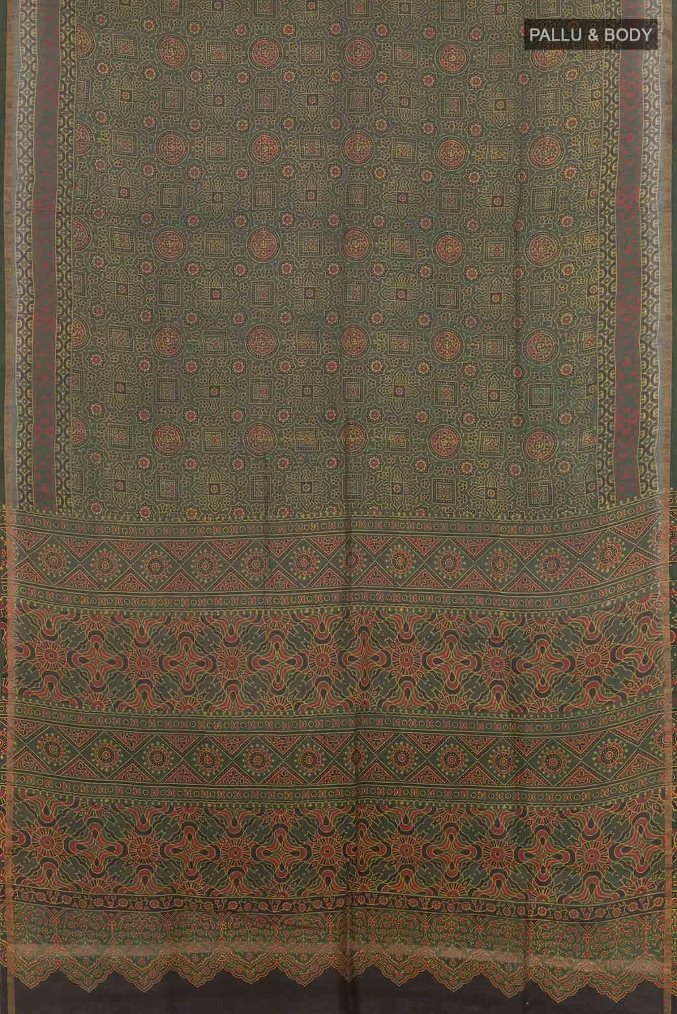 Green Blended Maheshwari Silk Cotton Saree