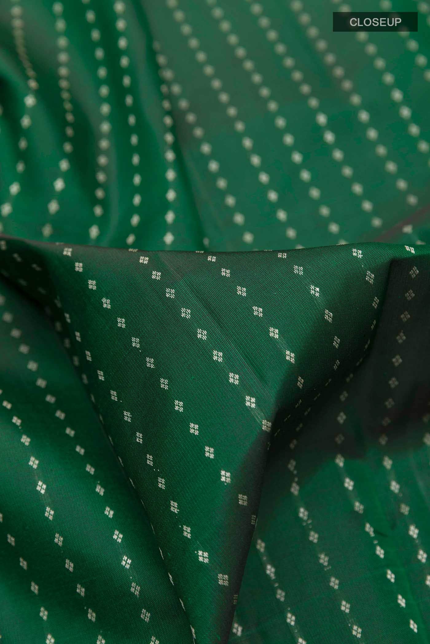 Bottle Green Kanchipuram Silk Saree