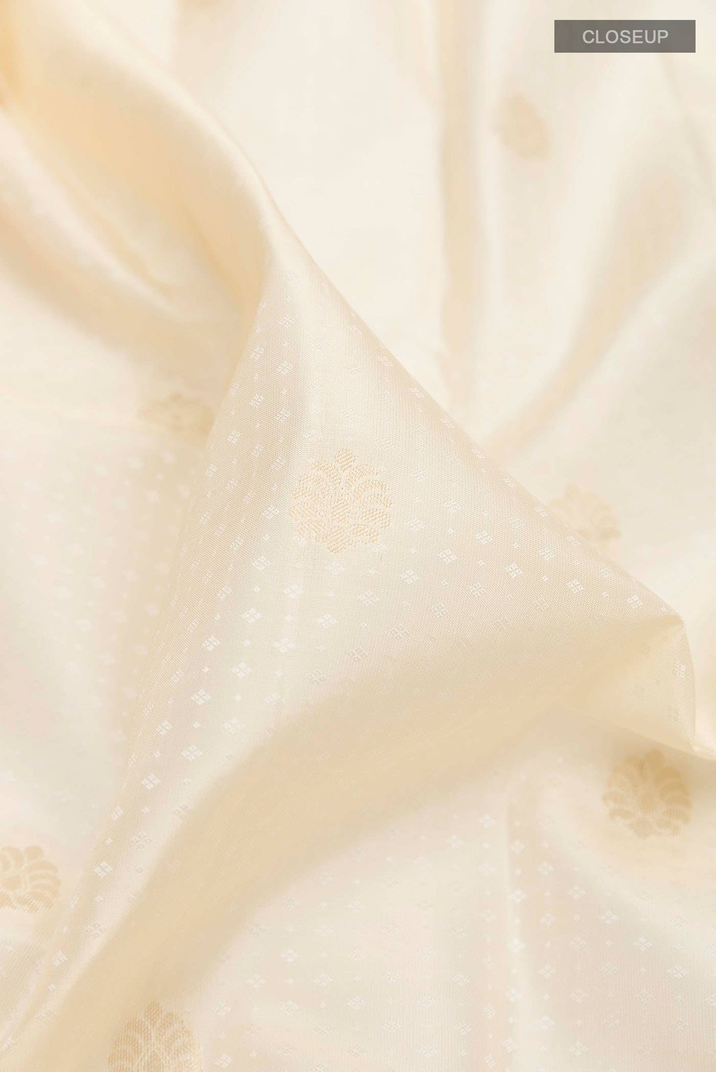 Off White Kanchipuram Silk Saree