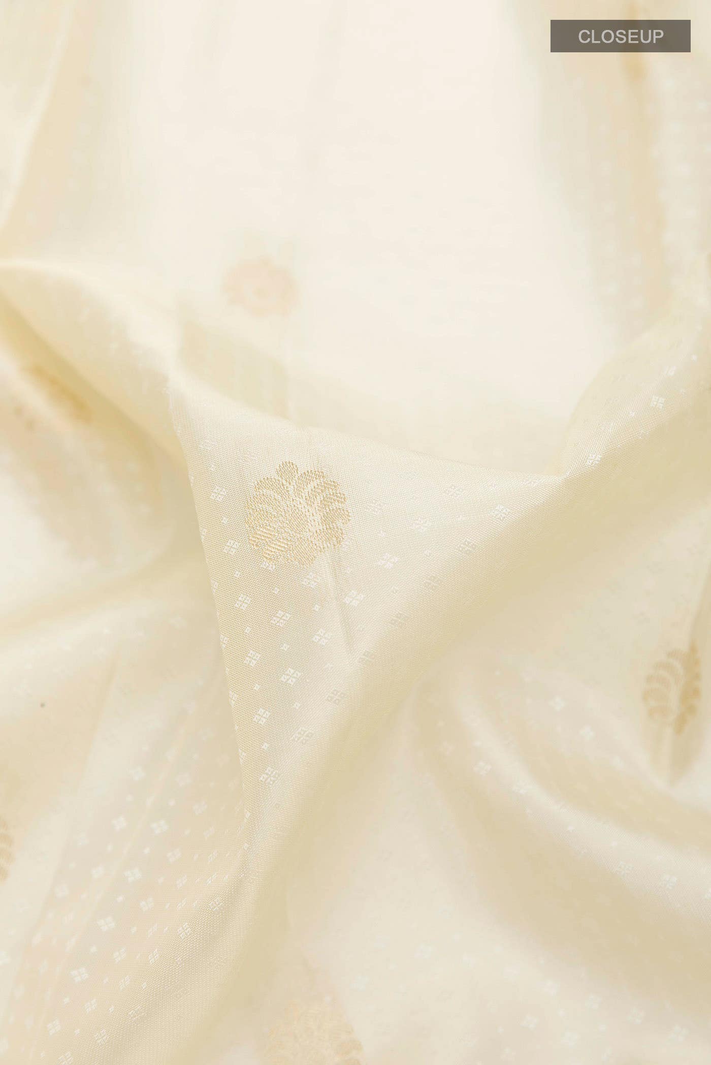 Off White Kanchipuram Silk Saree