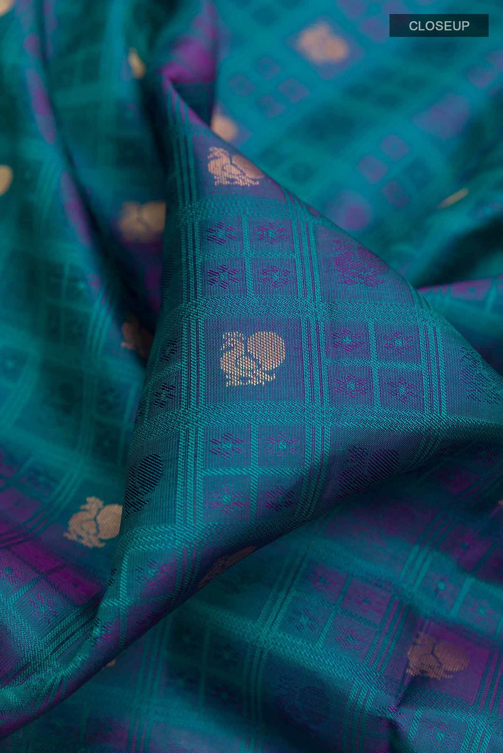 Peacock Blue Dual Tone Kanchipuram Silk Saree