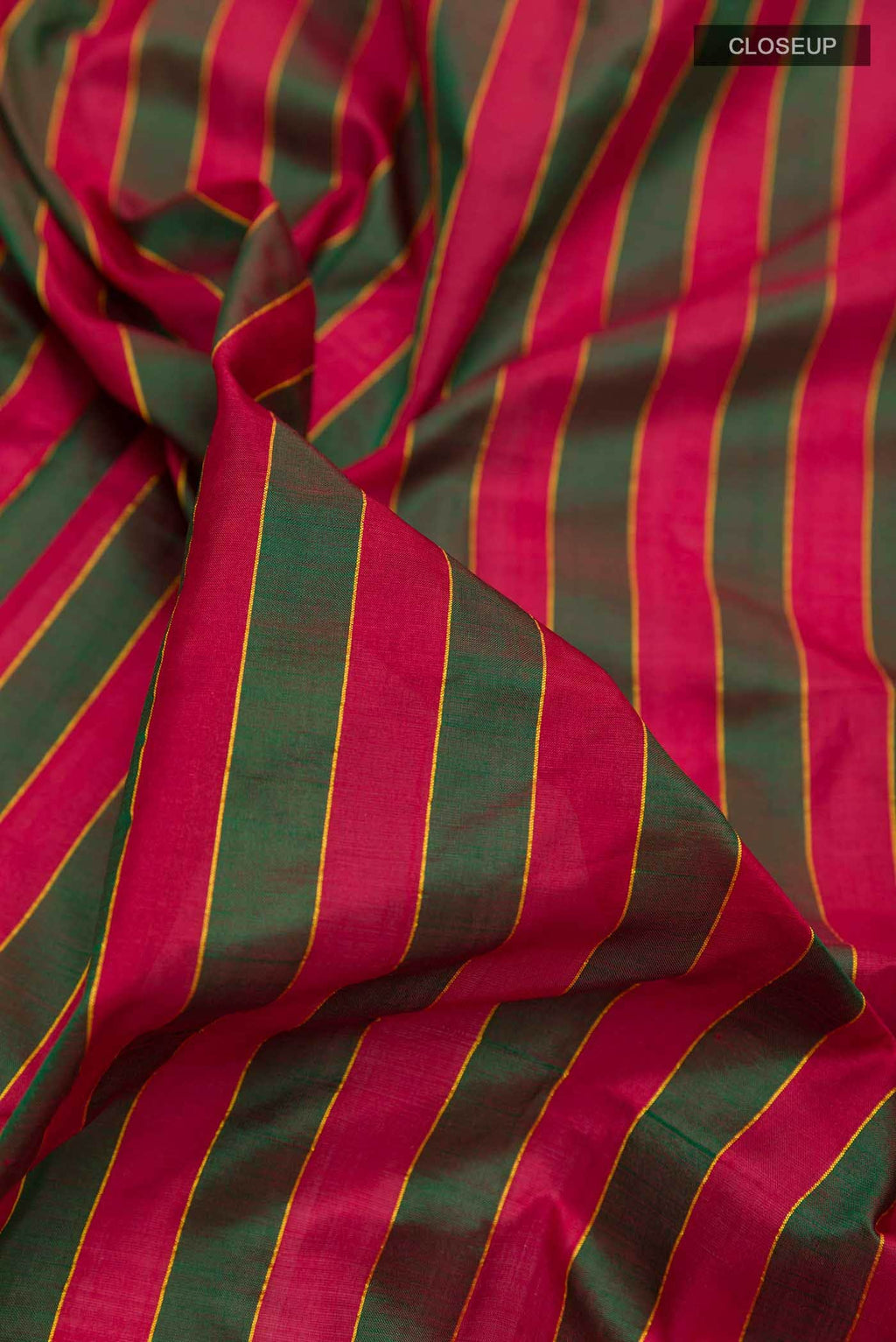 Red Dual Tone Kanchipuram Silk Nine Yards Saree