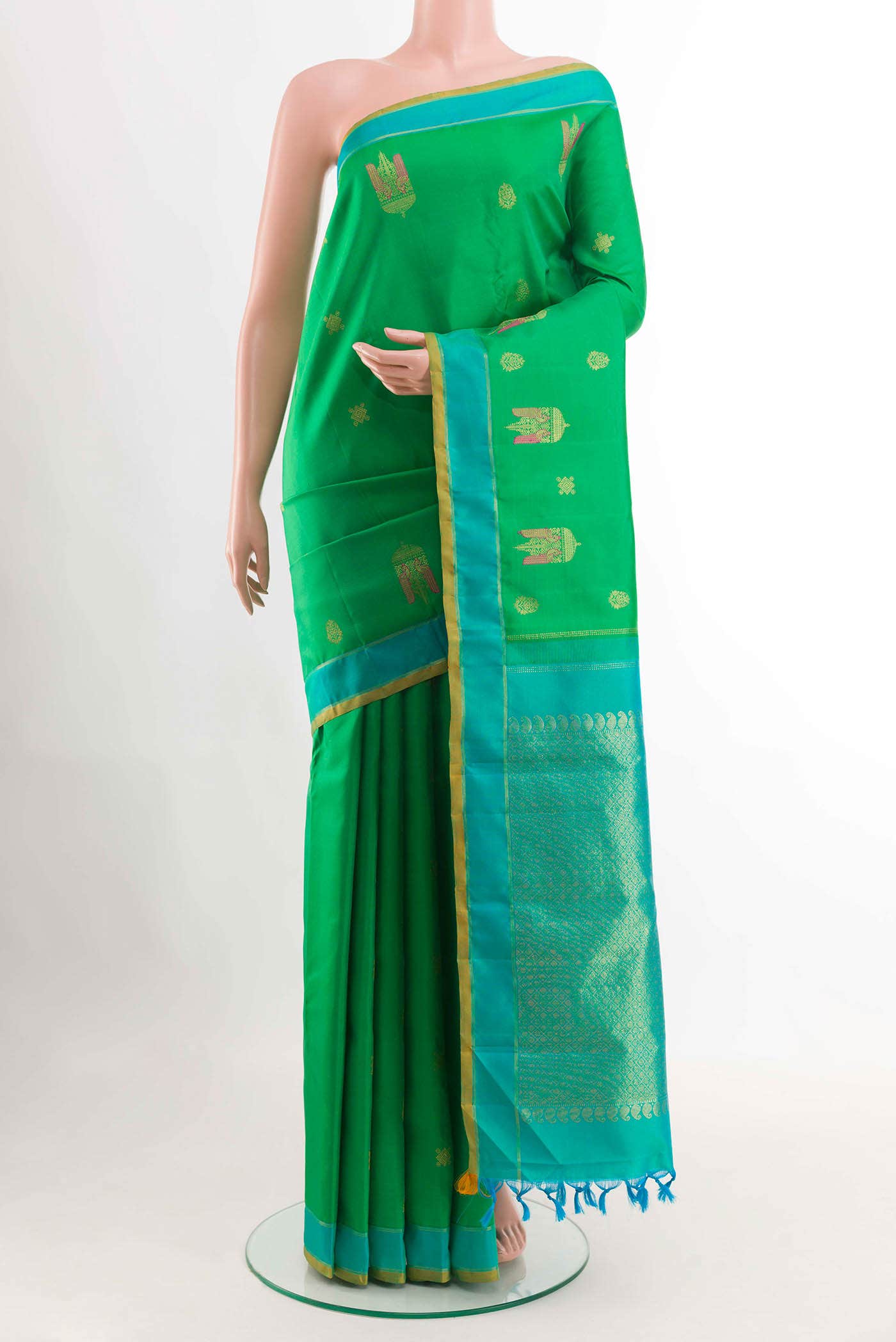 Green Dual Tone Kanchipuram Silk Saree