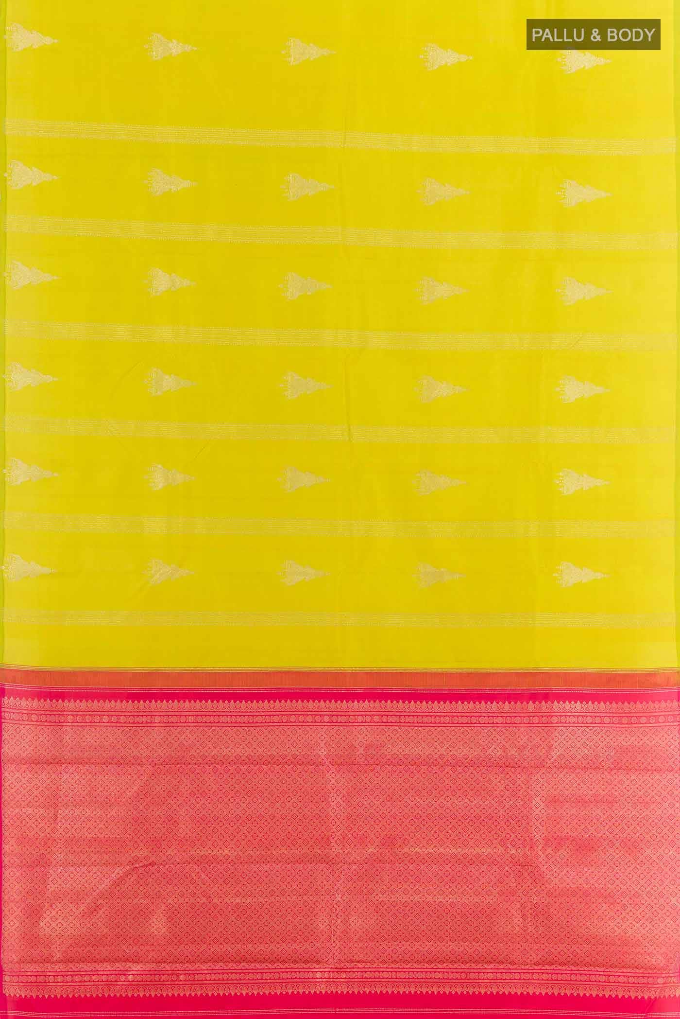 Parrot Green Kanchipuram Silk Saree