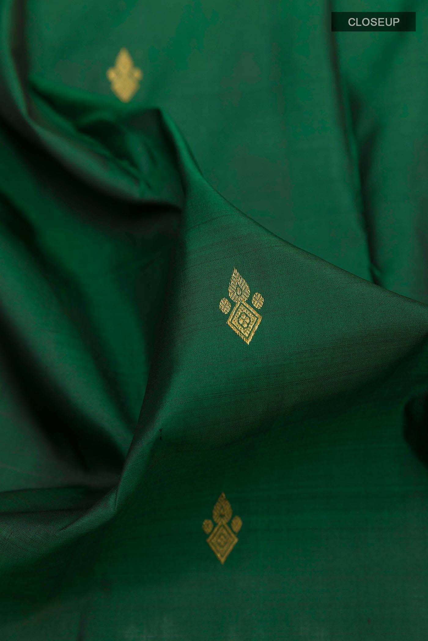 Green Dual Tone Kanchipuram Silk Saree