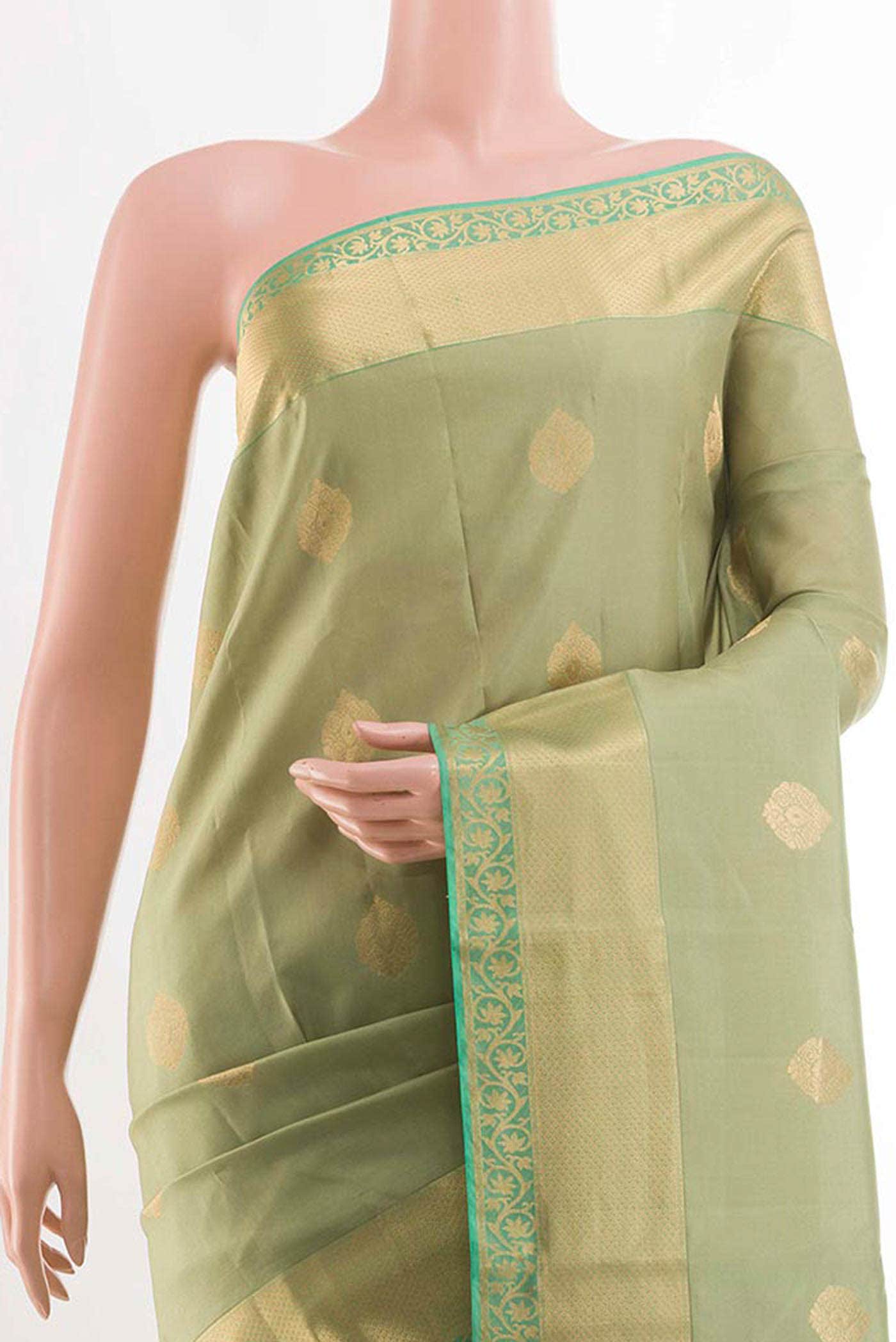 Mehandi Green Kanchipuram Silk Saree