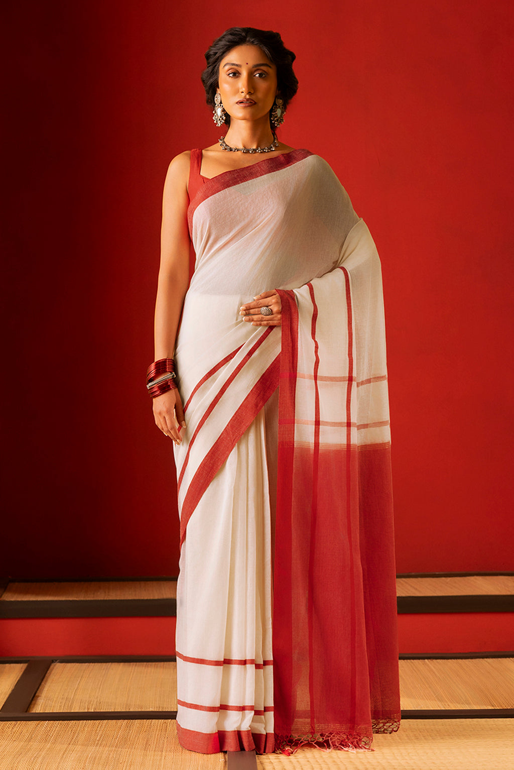 Chhaya-Off White Cotton Saree