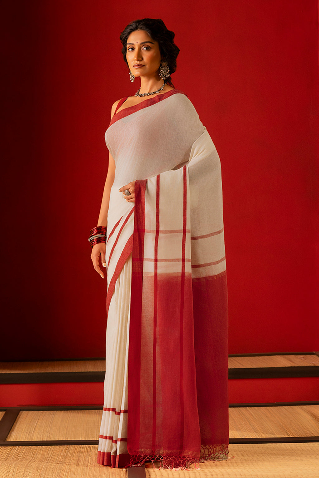 Chhaya-Off White Cotton Saree