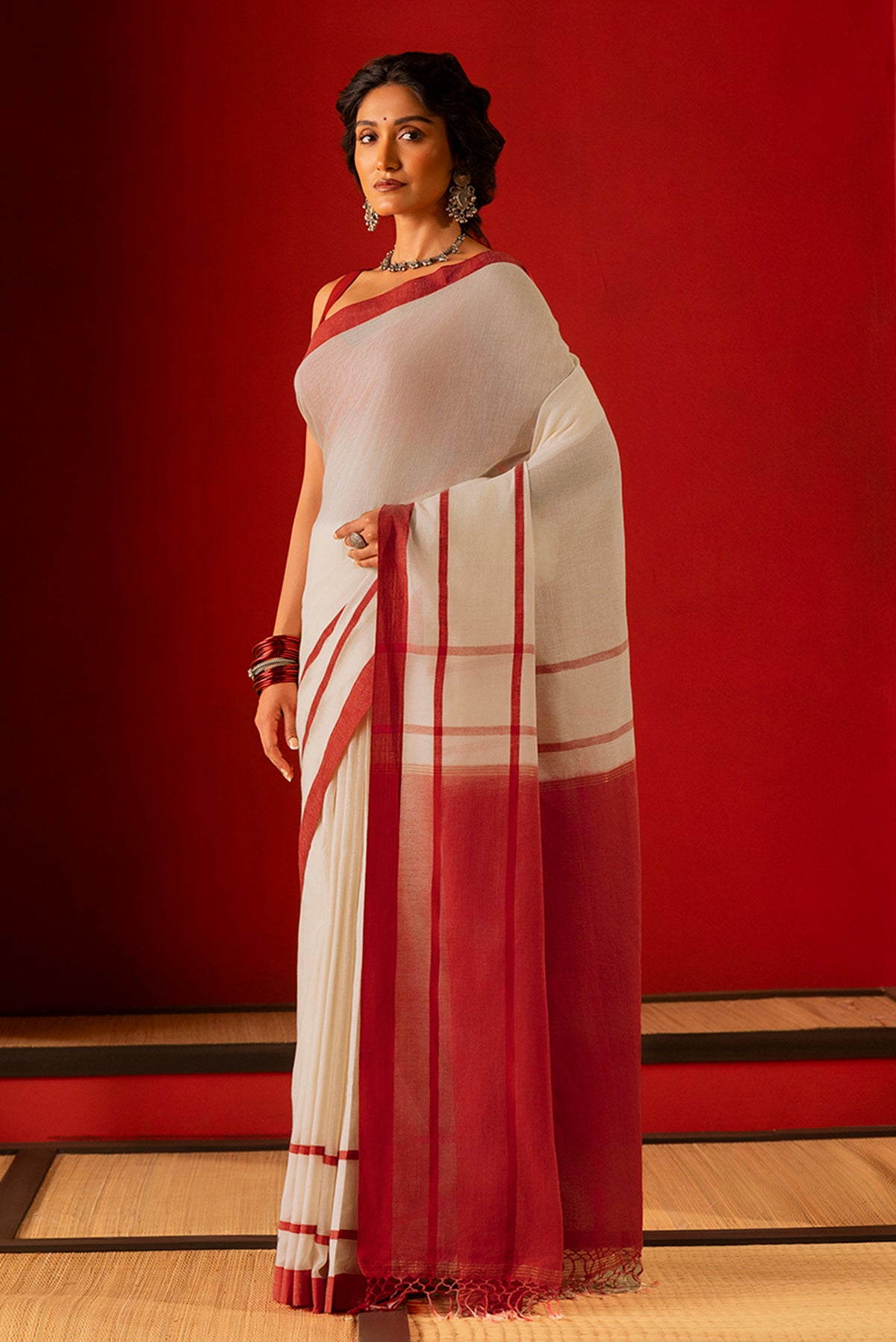 Chhaya-Off White Cotton Saree