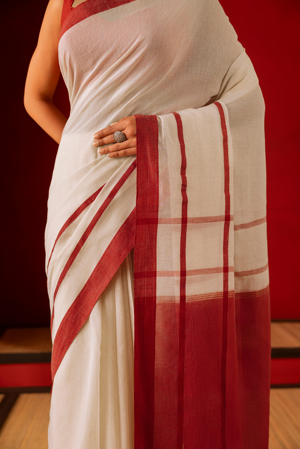 Chhaya-Off White Cotton Saree