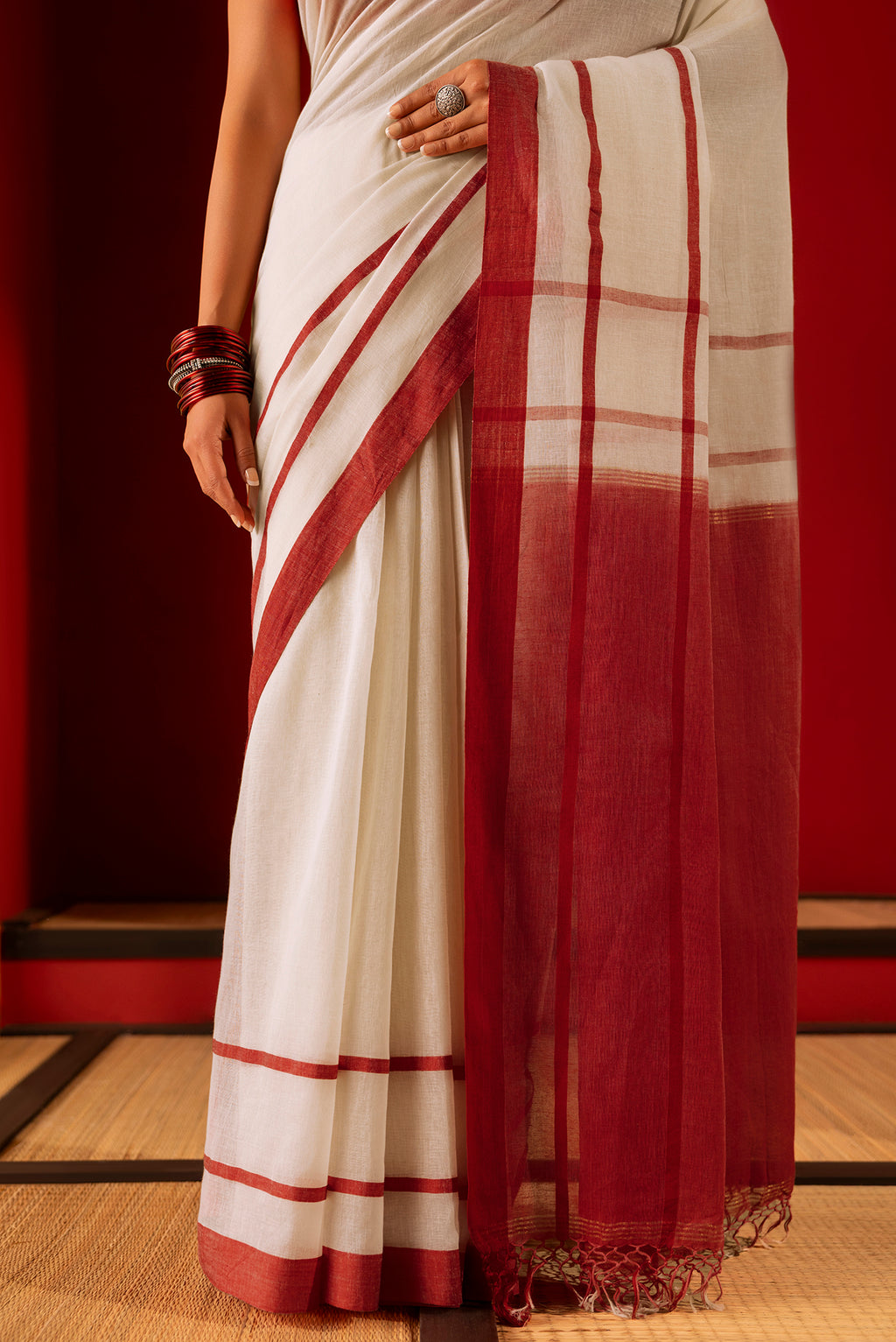 Chhaya-Off White Cotton Saree