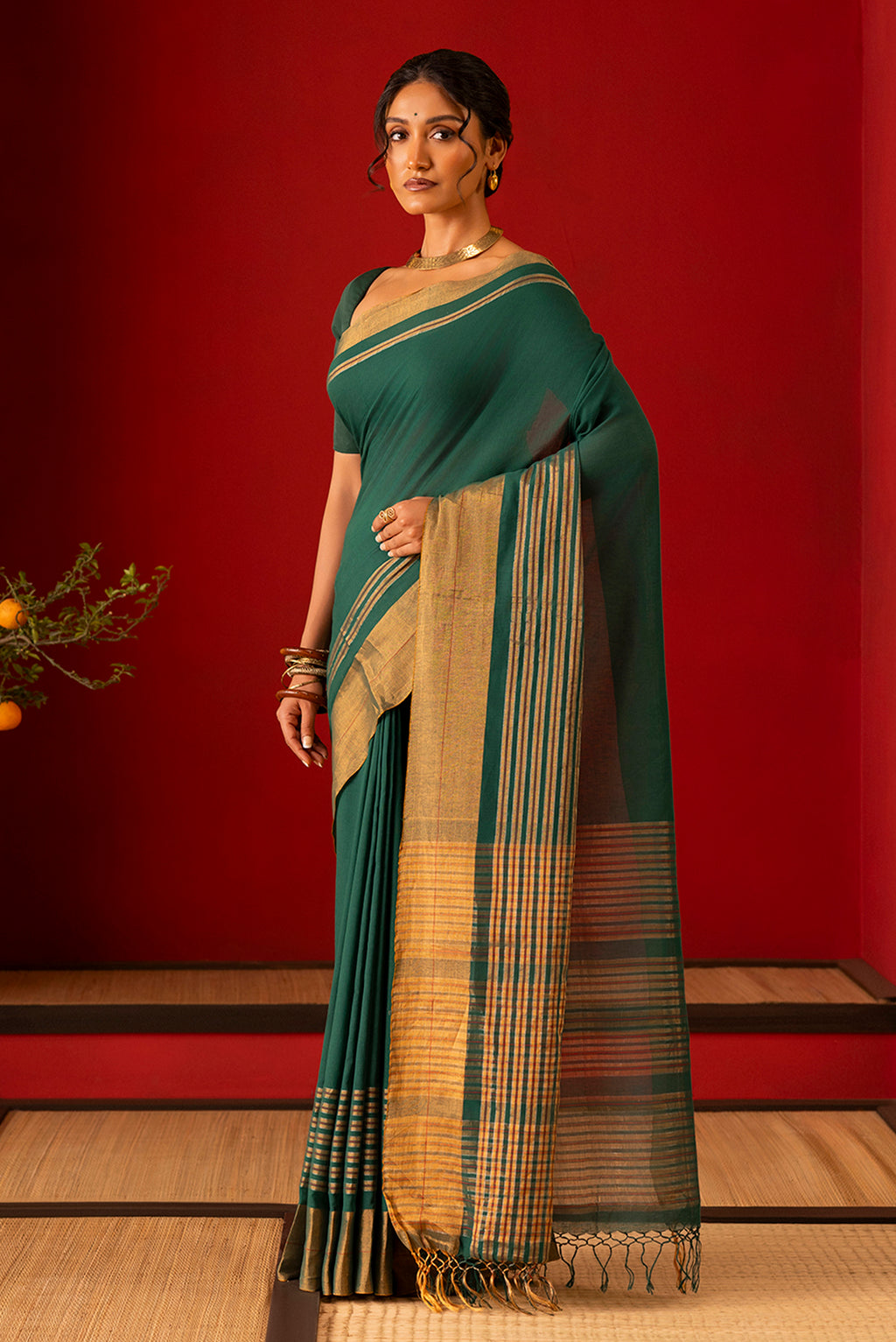 Surahi-Bottle Green Cotton Saree