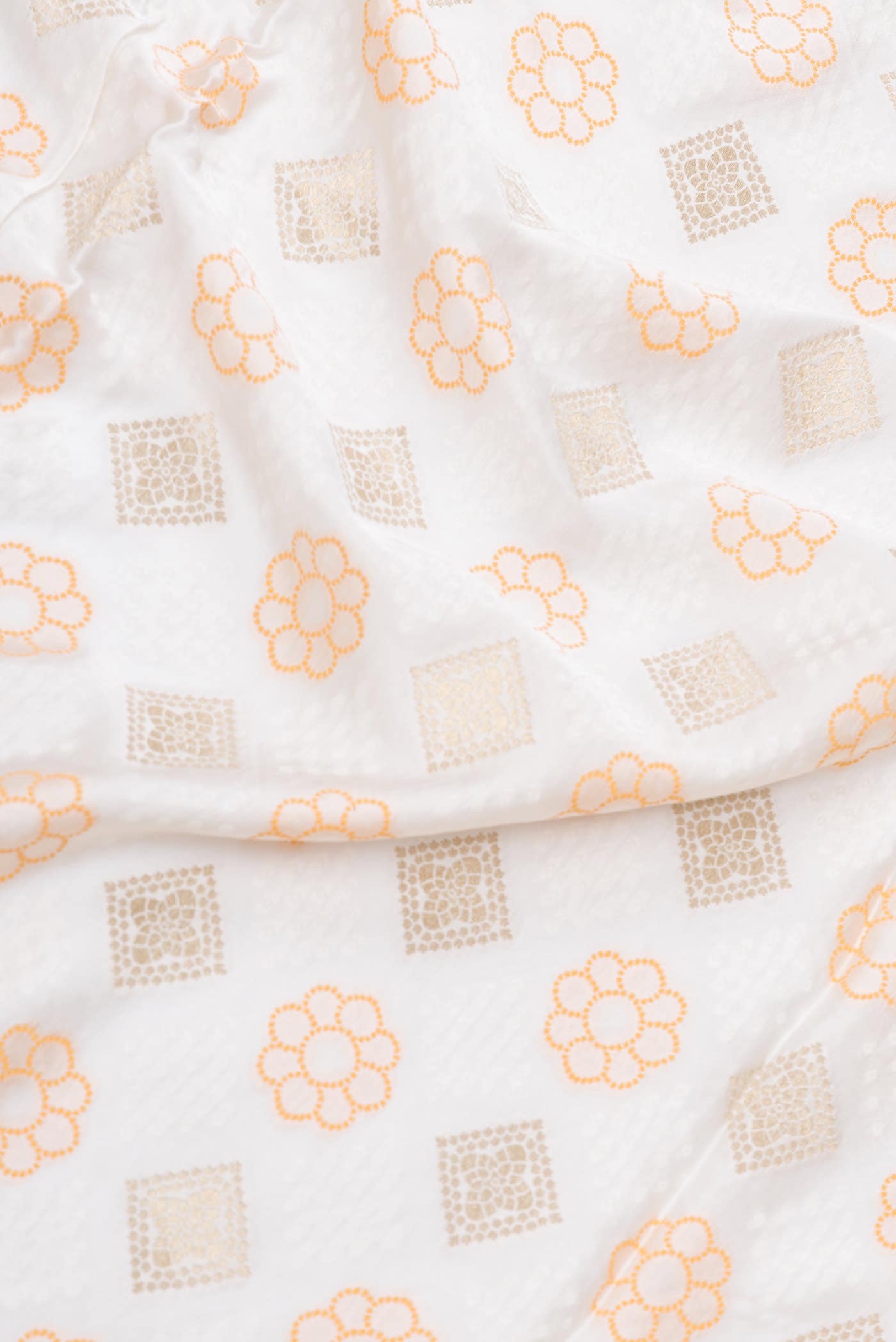 Off White Dual Tone Blended Banarasi Silk Saree
