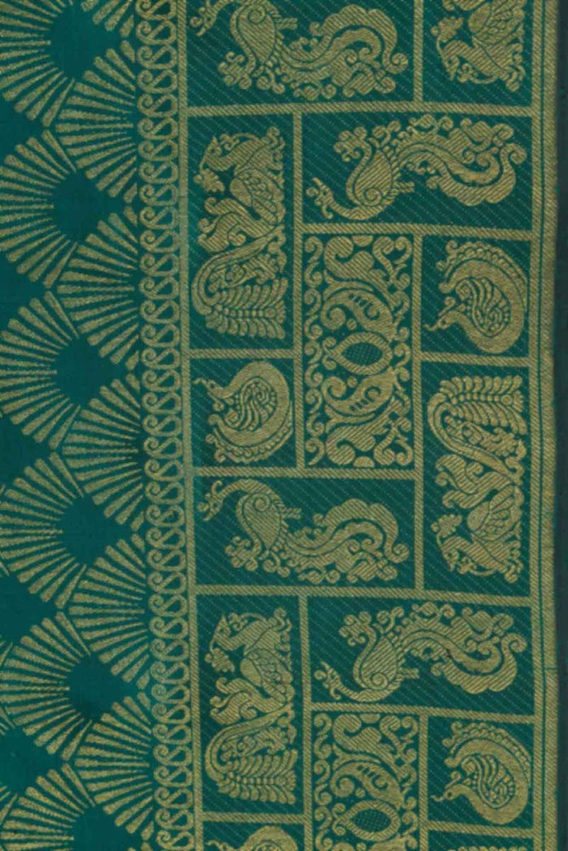 Green Dual Tone Kanchipuram Silk Saree