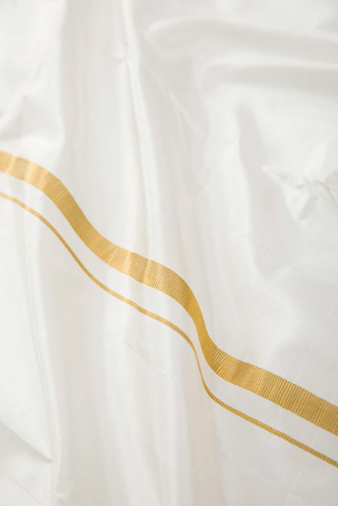Cream Silk Dhoti With Angavastram (9X 5) Muzham