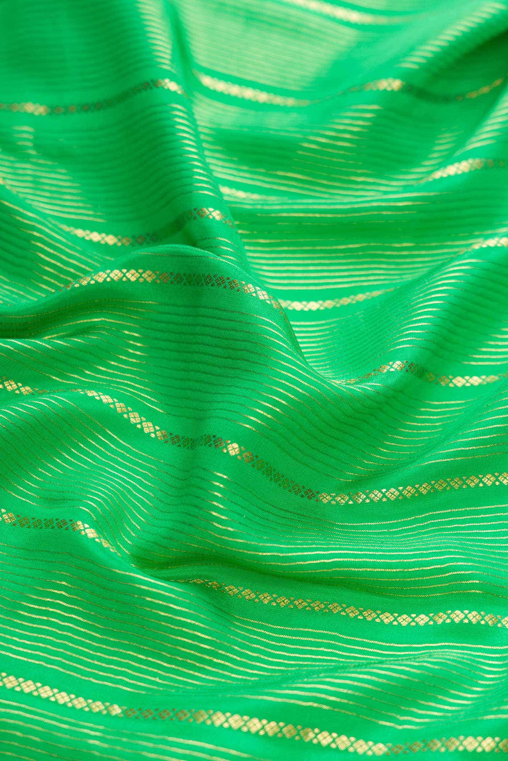 Parrot Green Dual Tone Mysore Crepe Saree
