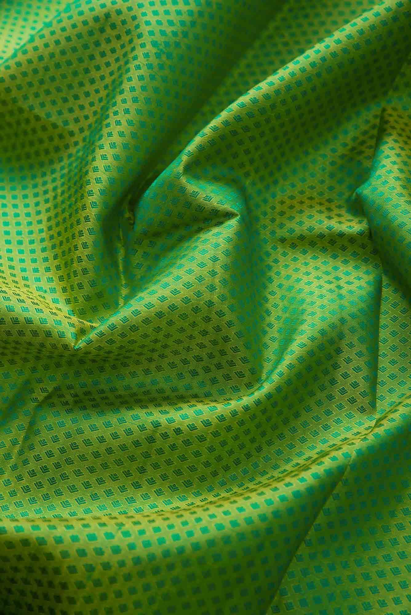Green Dual Tone Kanchipuram Silk Saree