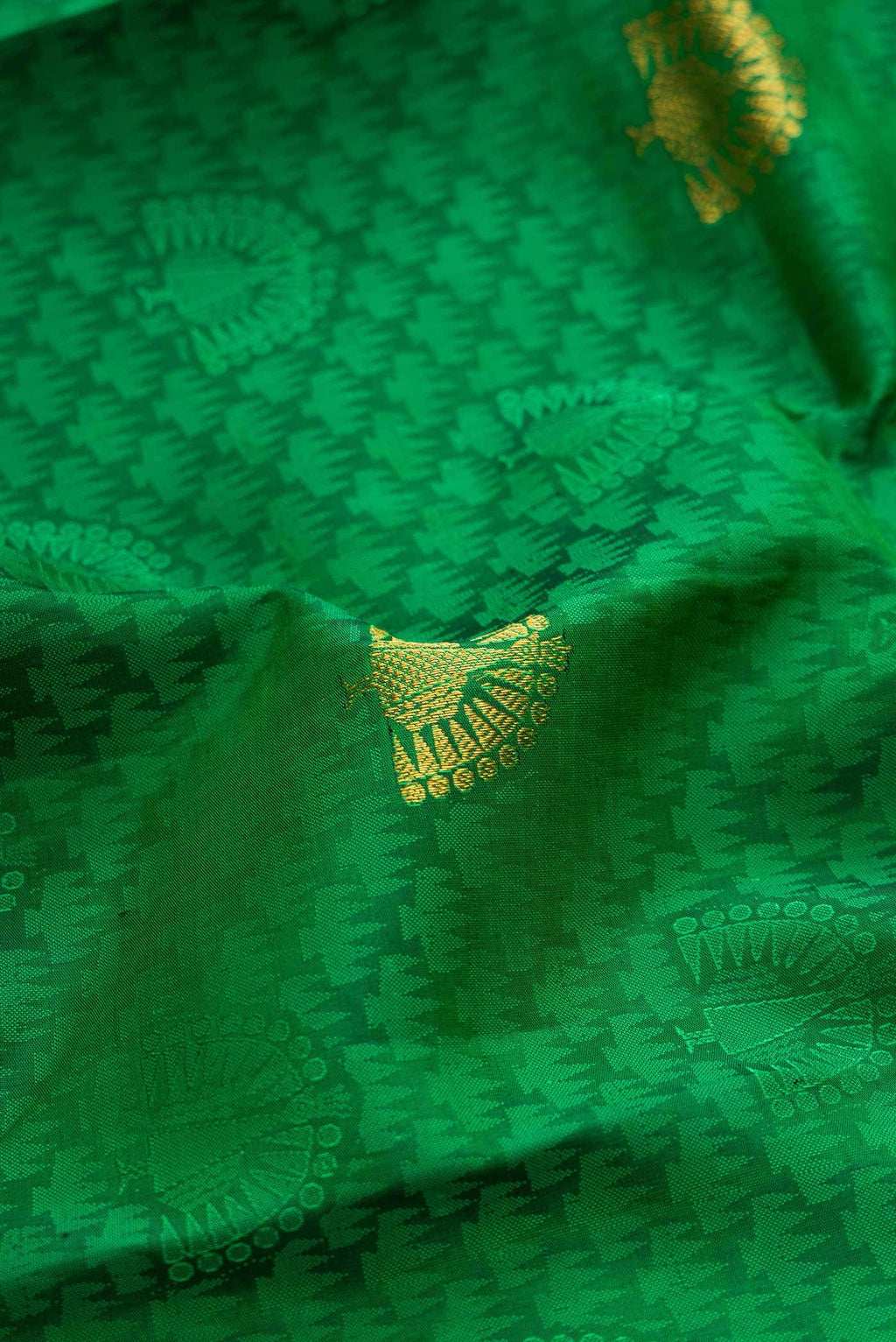 Green Dual Tone Kanchipuram Silk Saree