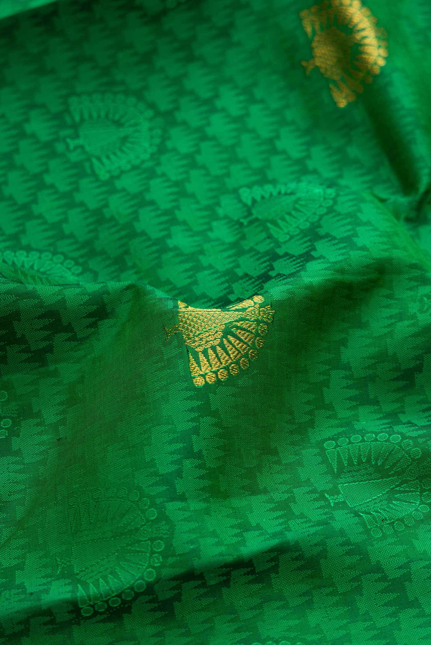Green Dual Tone Kanchipuram Silk Saree