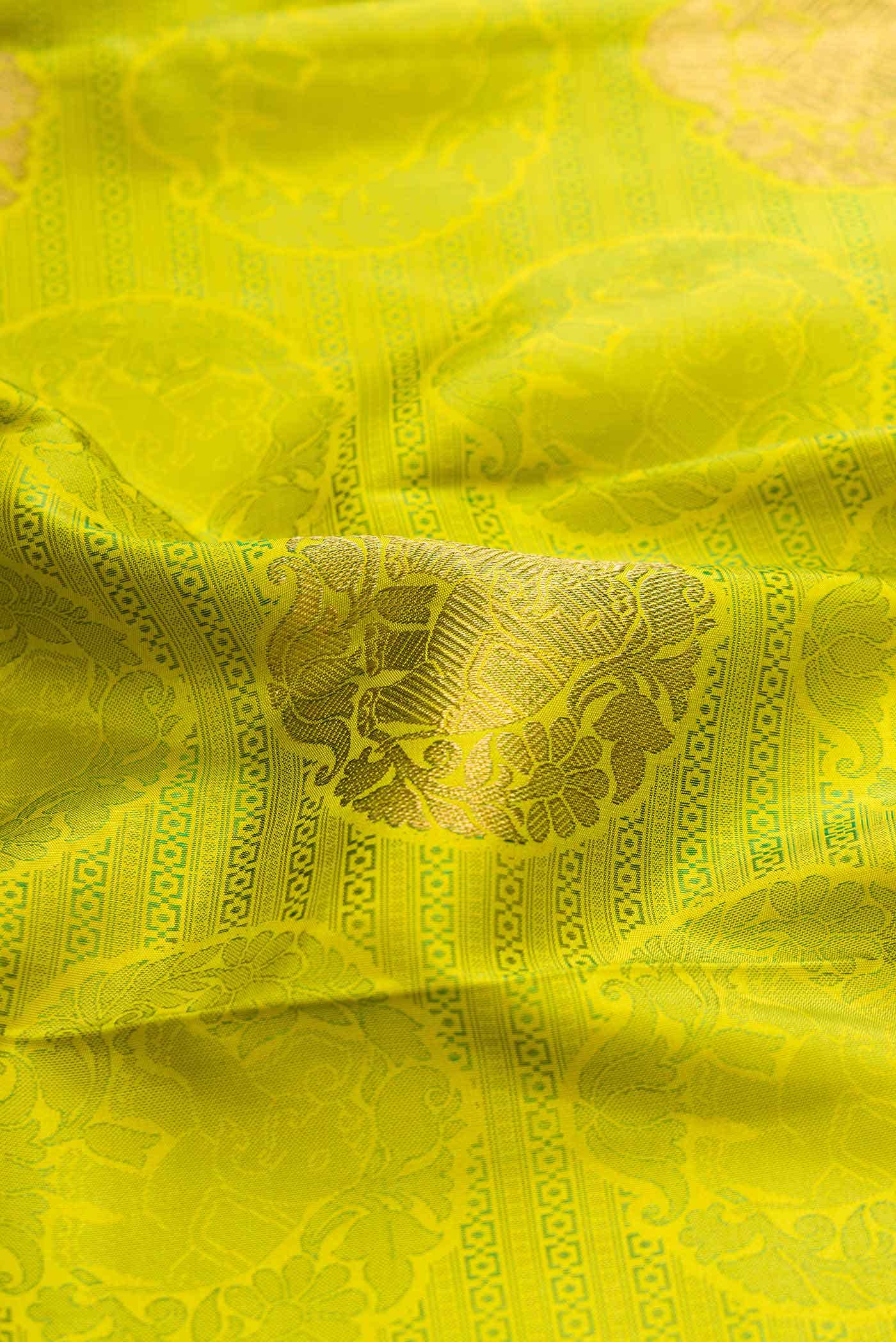 Pure Silk Pure Zari Parrot Green Dual Tone Kanchipuram Saree