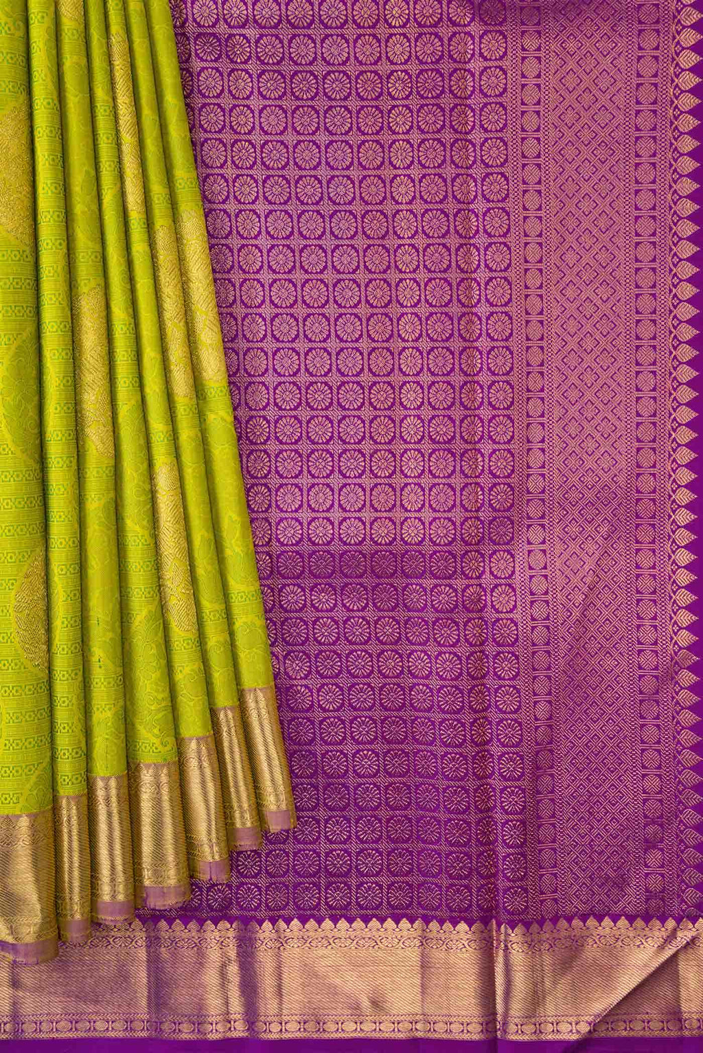 Pure Silk Pure Zari Parrot Green Dual Tone Kanchipuram Saree