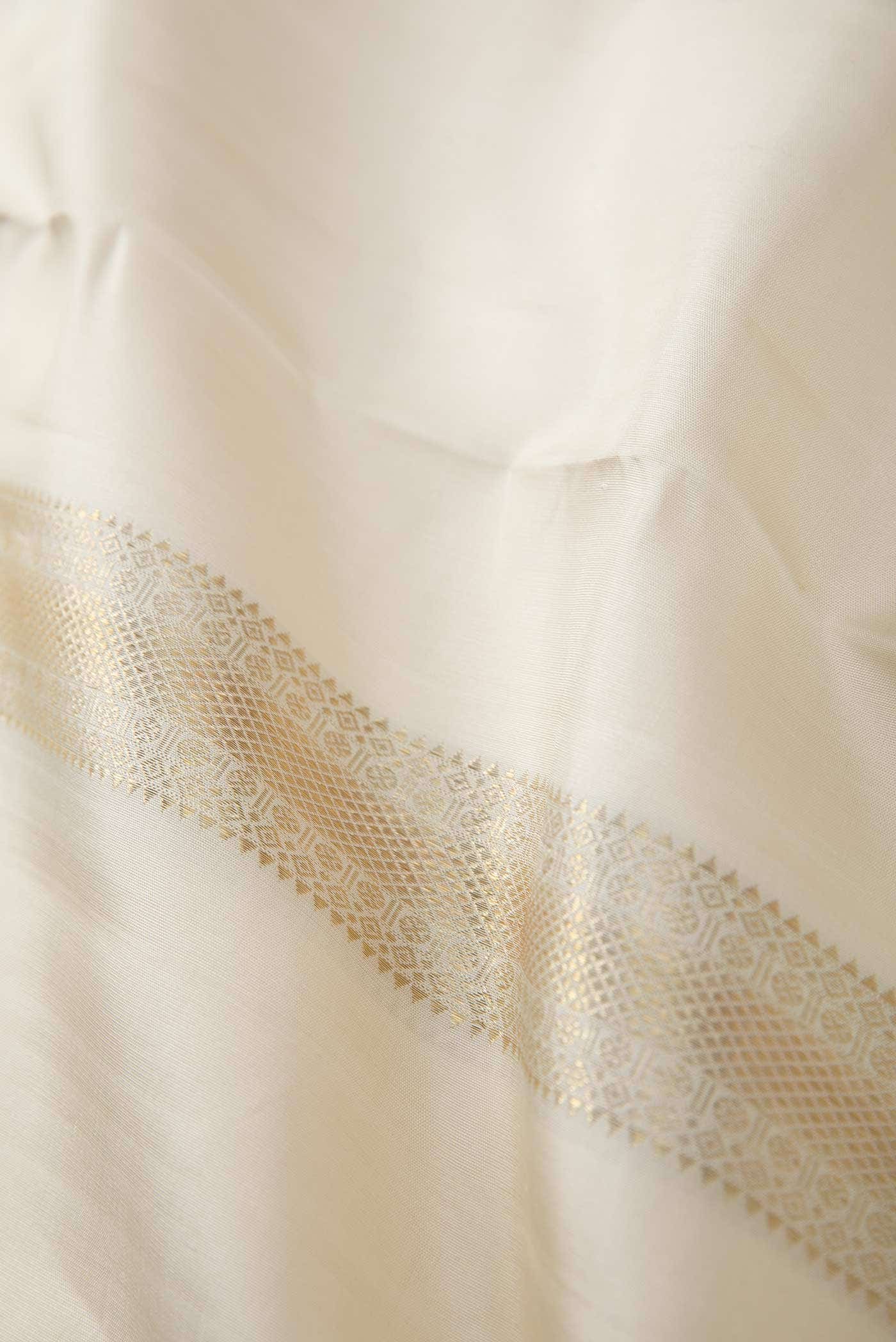 Cream Silk Dhoti With Angavastram (8X4) Muzham