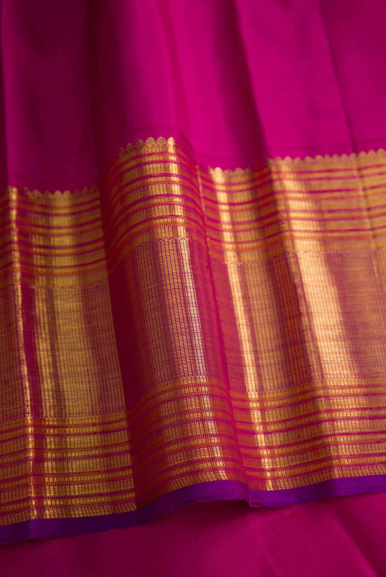 Pure Silk Pure Zari Parrot Green Dual Tone Kanchipuram Saree