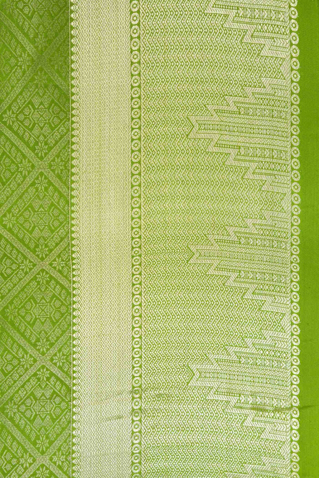 Green Dual Tone Kanchipuram Silk Saree