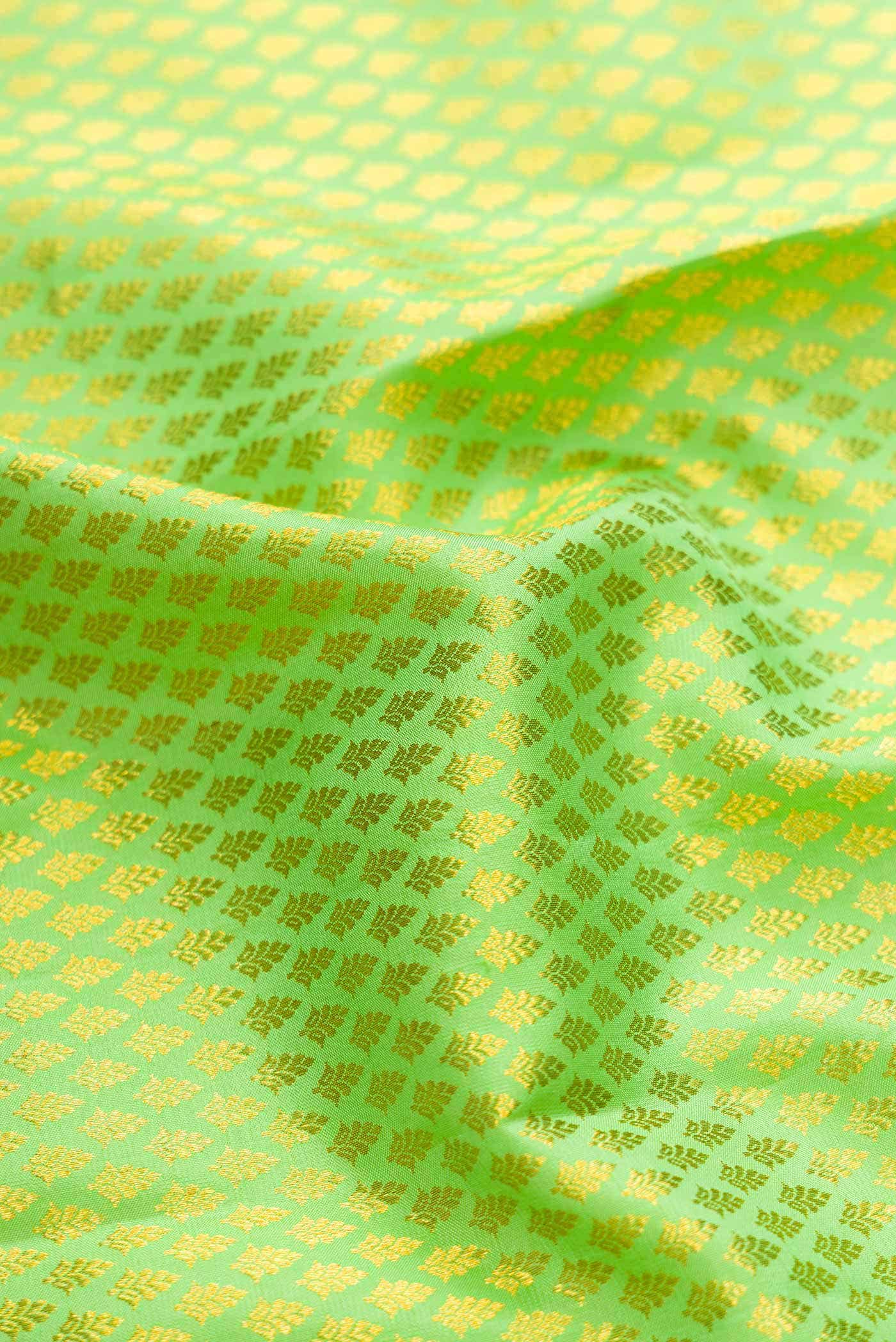Parrot Green Dual Tone Kanchipuram Silk Saree