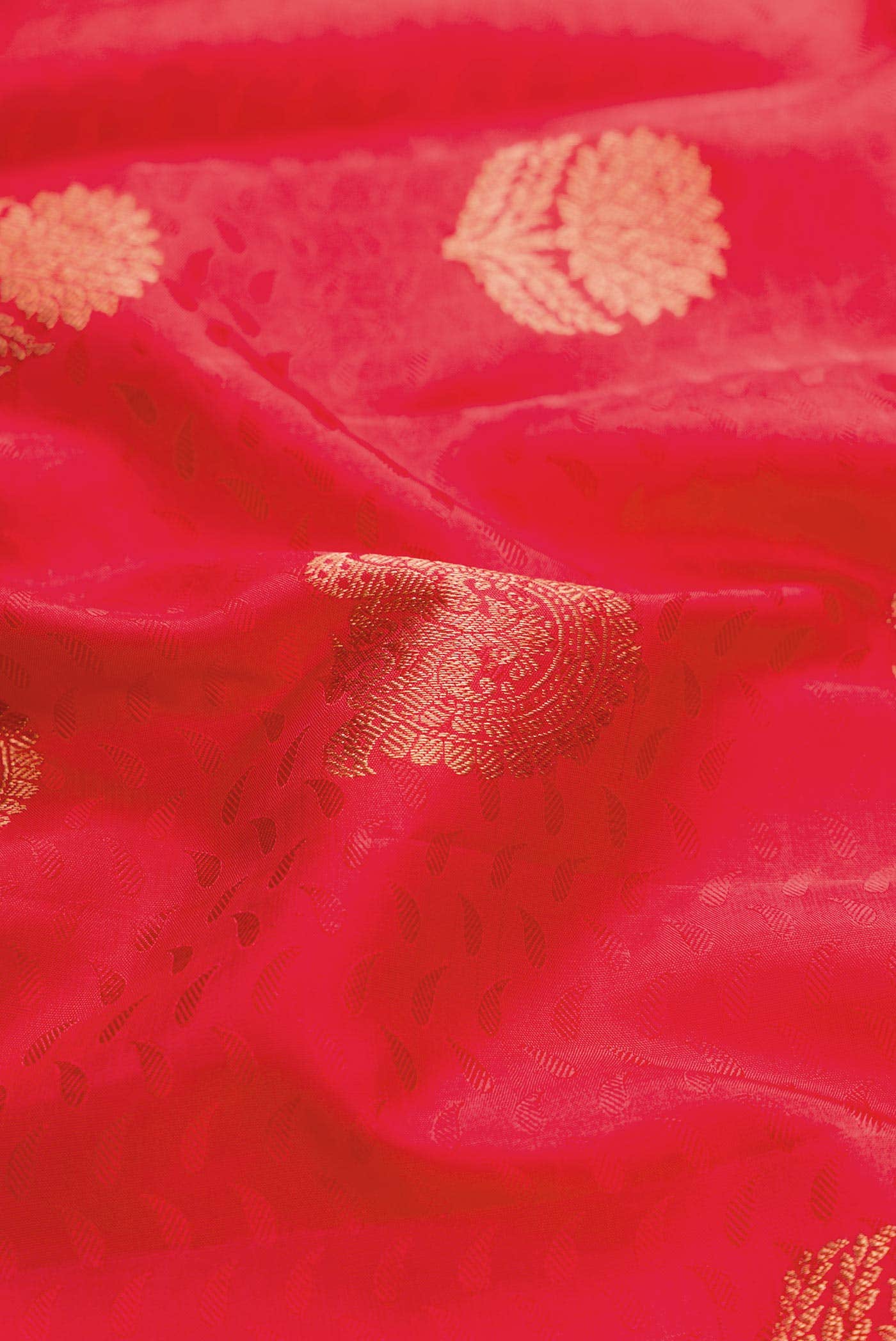 Red Dual Tone Kanchipuram Silk Saree