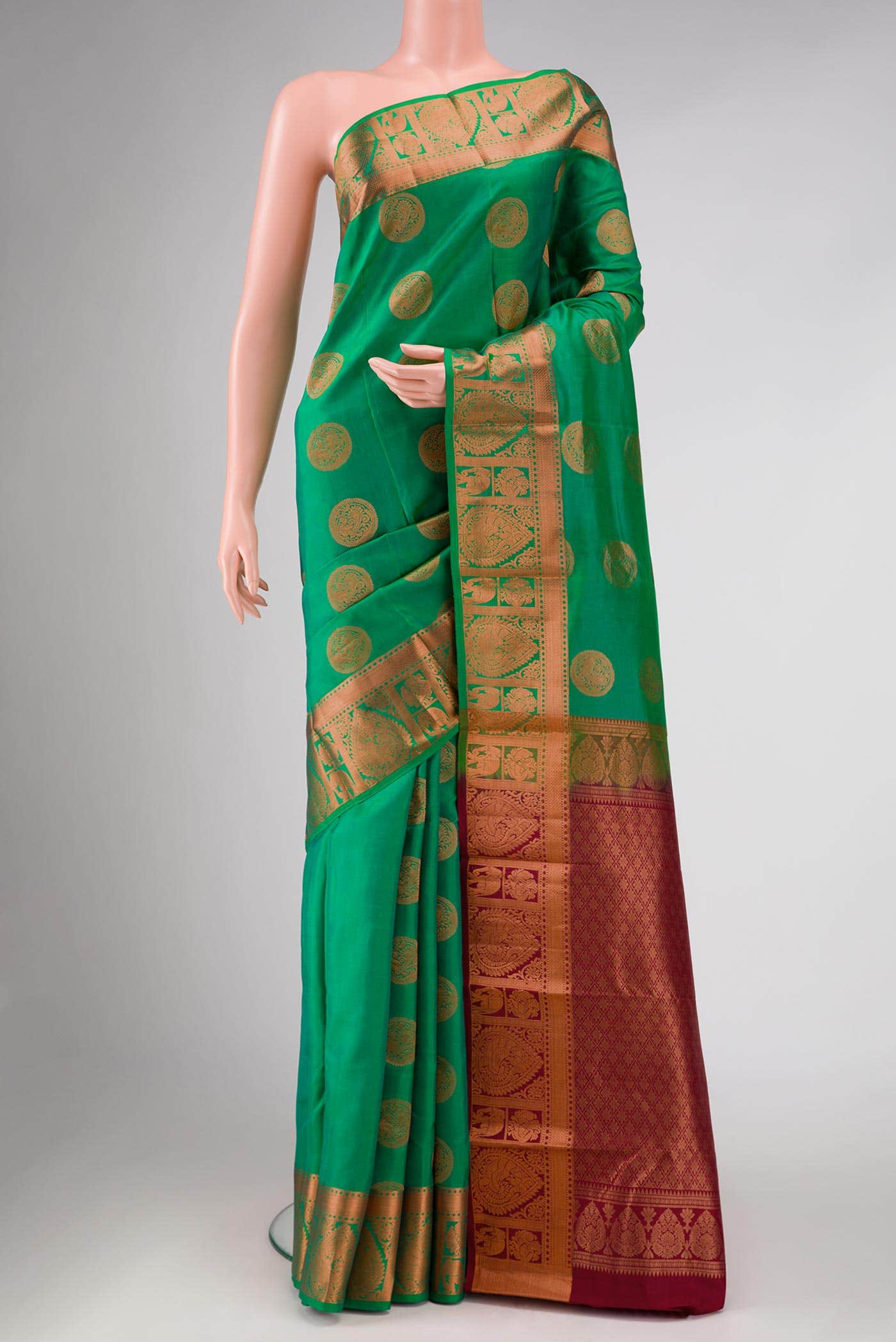 Green Dual Tone Kanchipuram Silk Saree