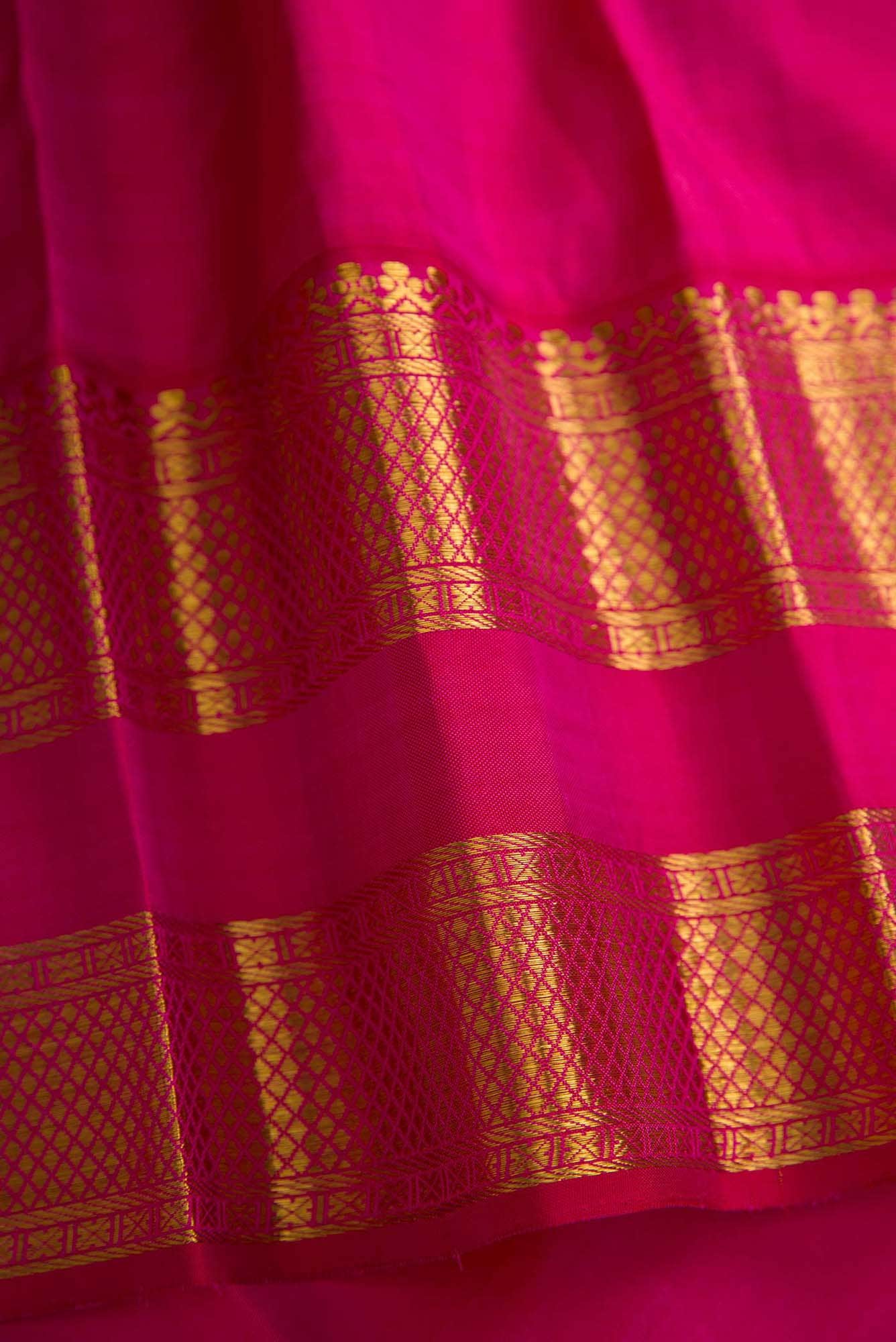 Pure Silk Pure Zari Green Dual Tone Kanchipuram Saree