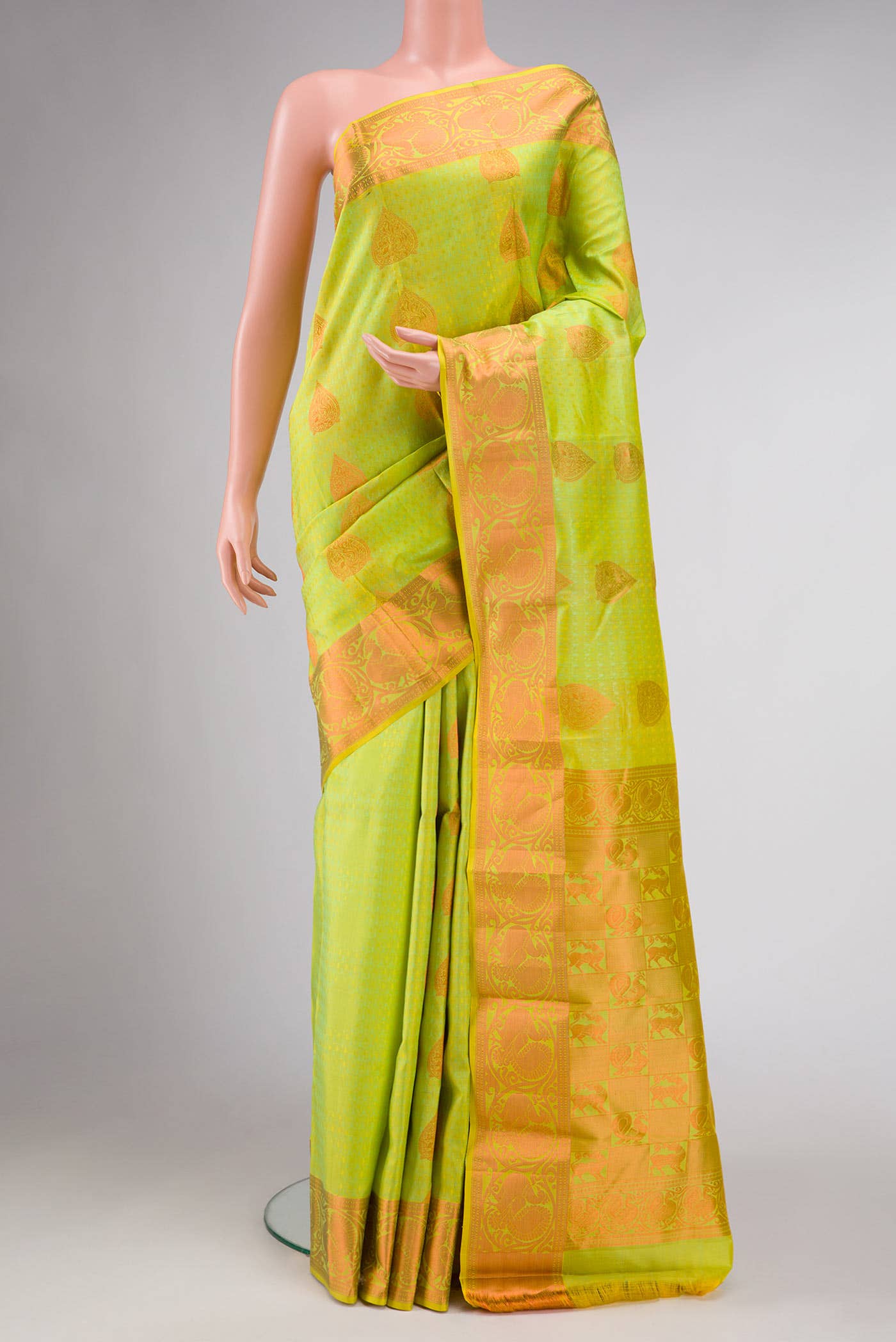 Parrot Green Kanchipuram Silk Saree
