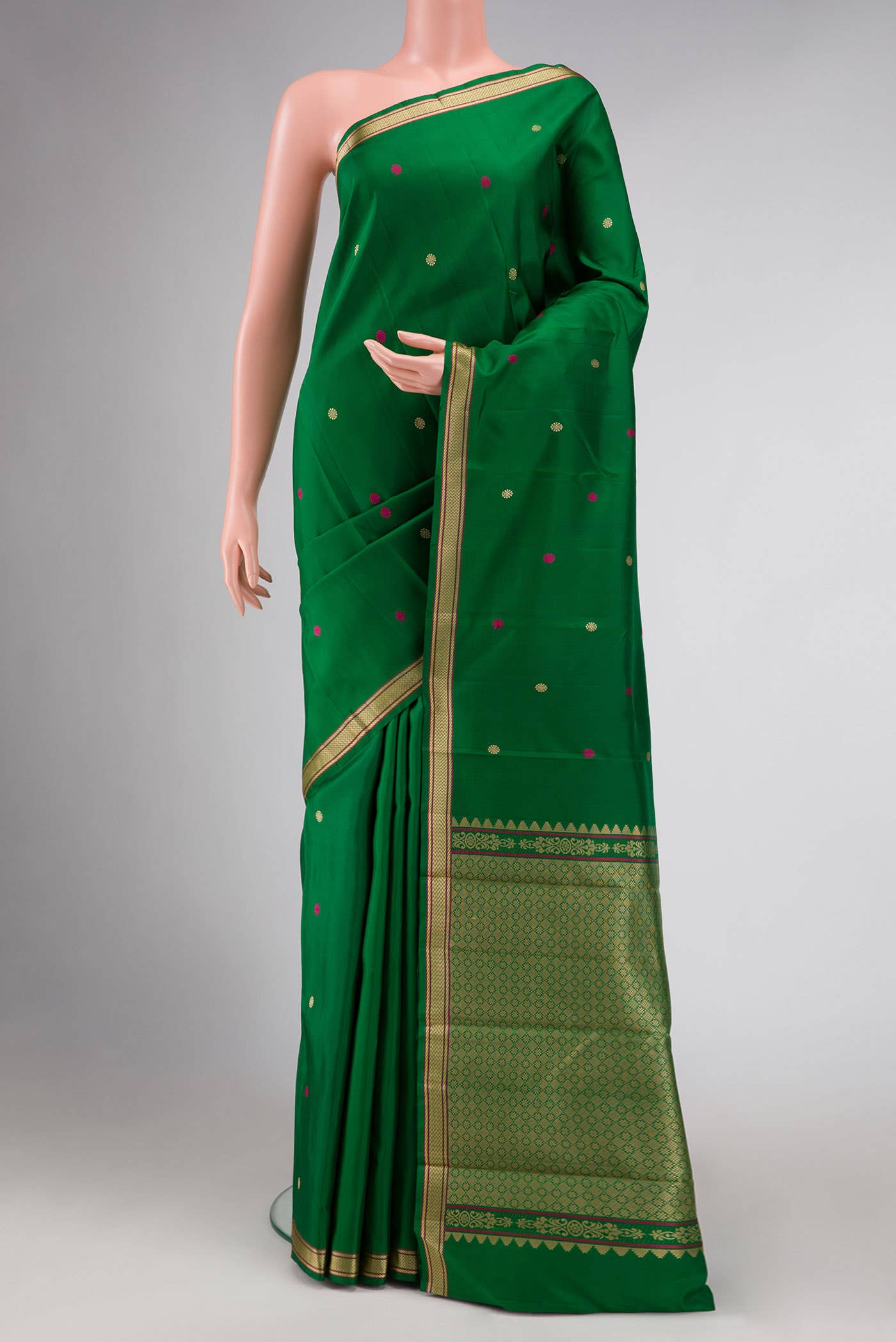 Green Dual Tone Kanchipuram Silk Saree
