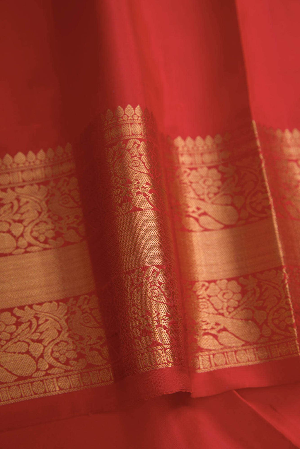 Black Dual Tone Soft Silk Saree